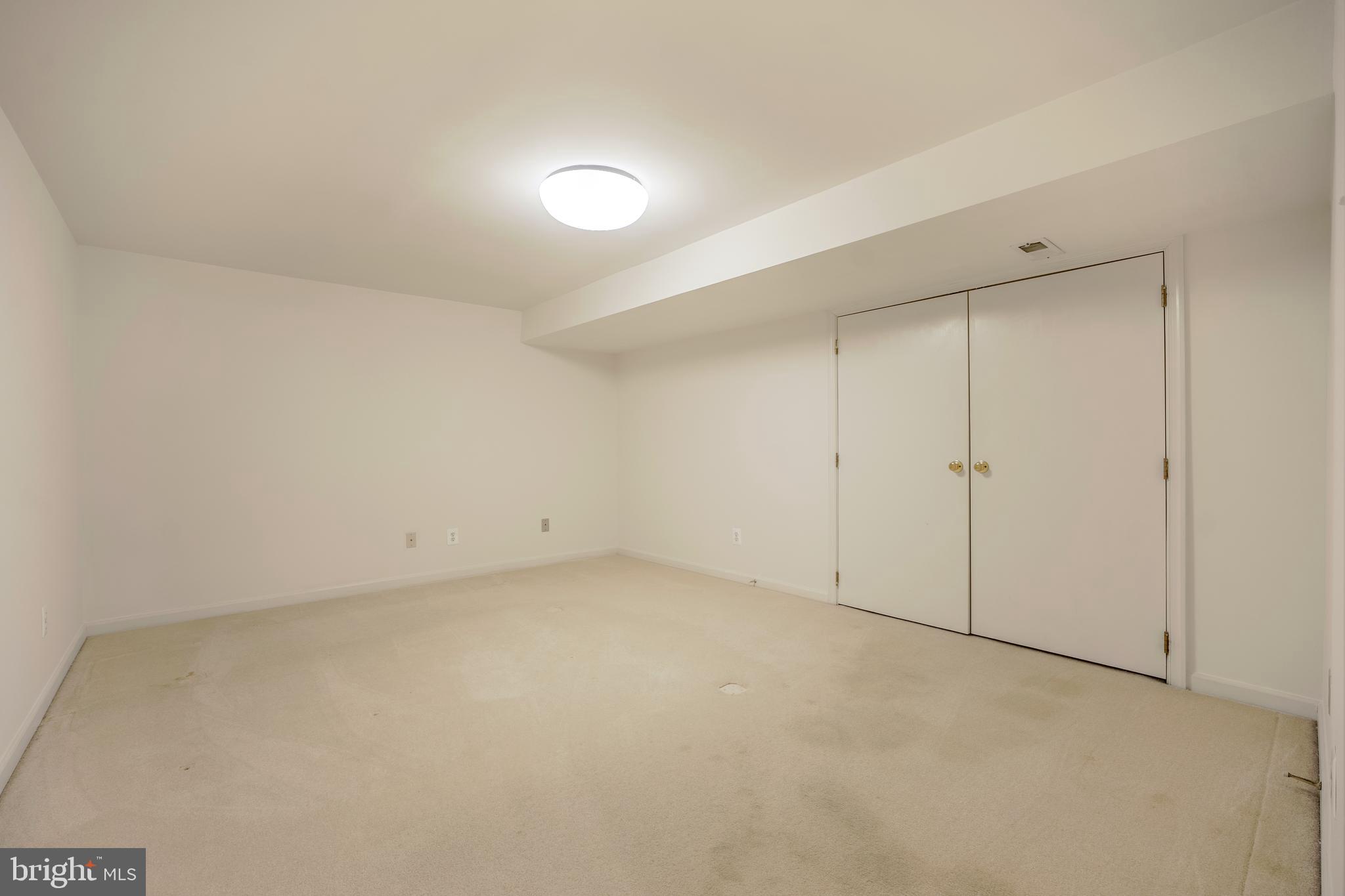 ROCKHILL CENTER ESTATES - Residential