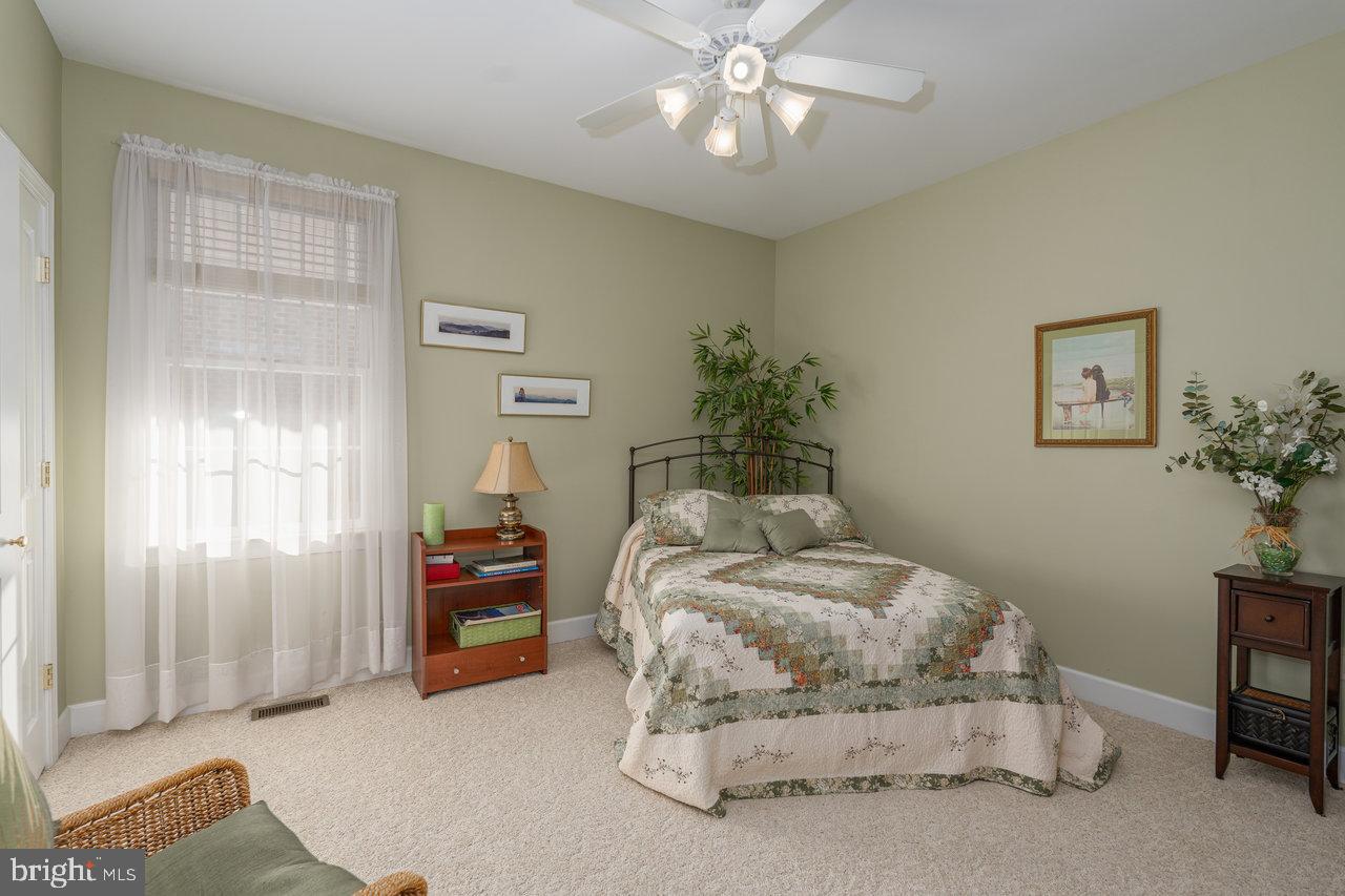 HISEY PARK - Residential