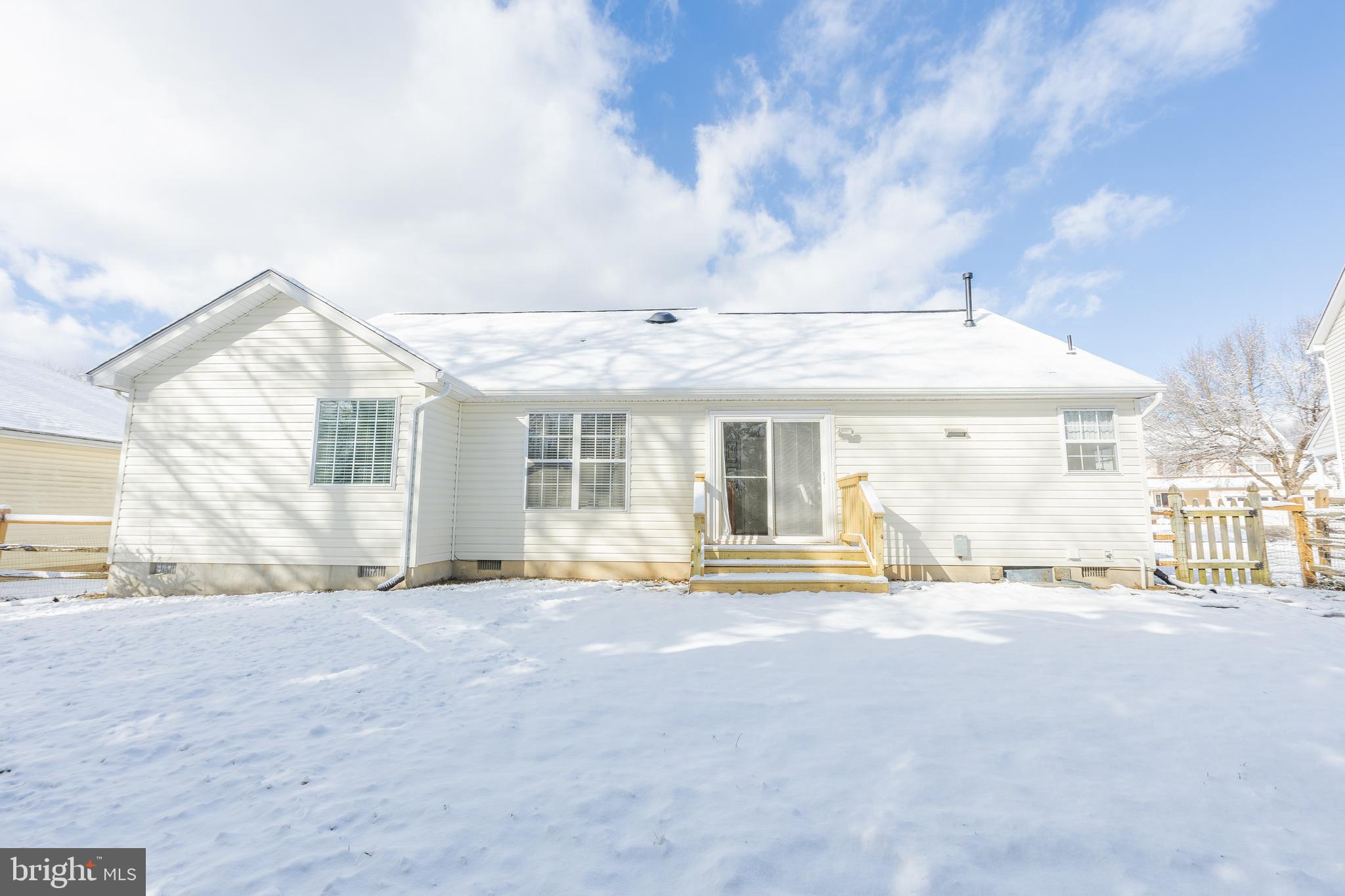 ST CHARLES SUB - DORCHESTER - Residential Lease