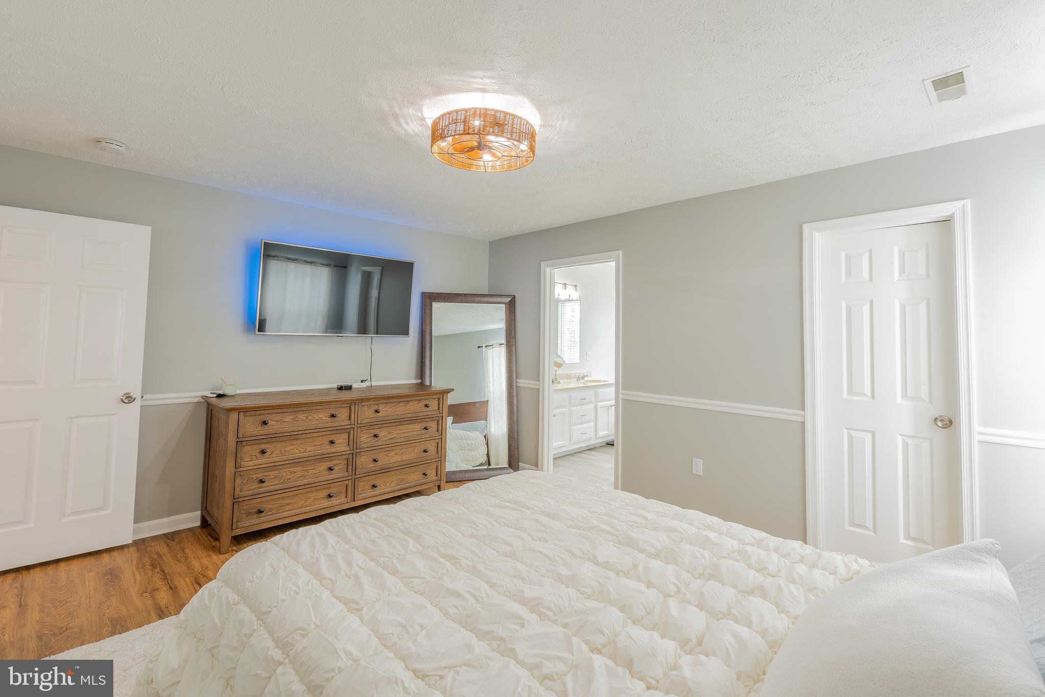 ST CHARLES SUB - DORCHESTER - Residential Lease