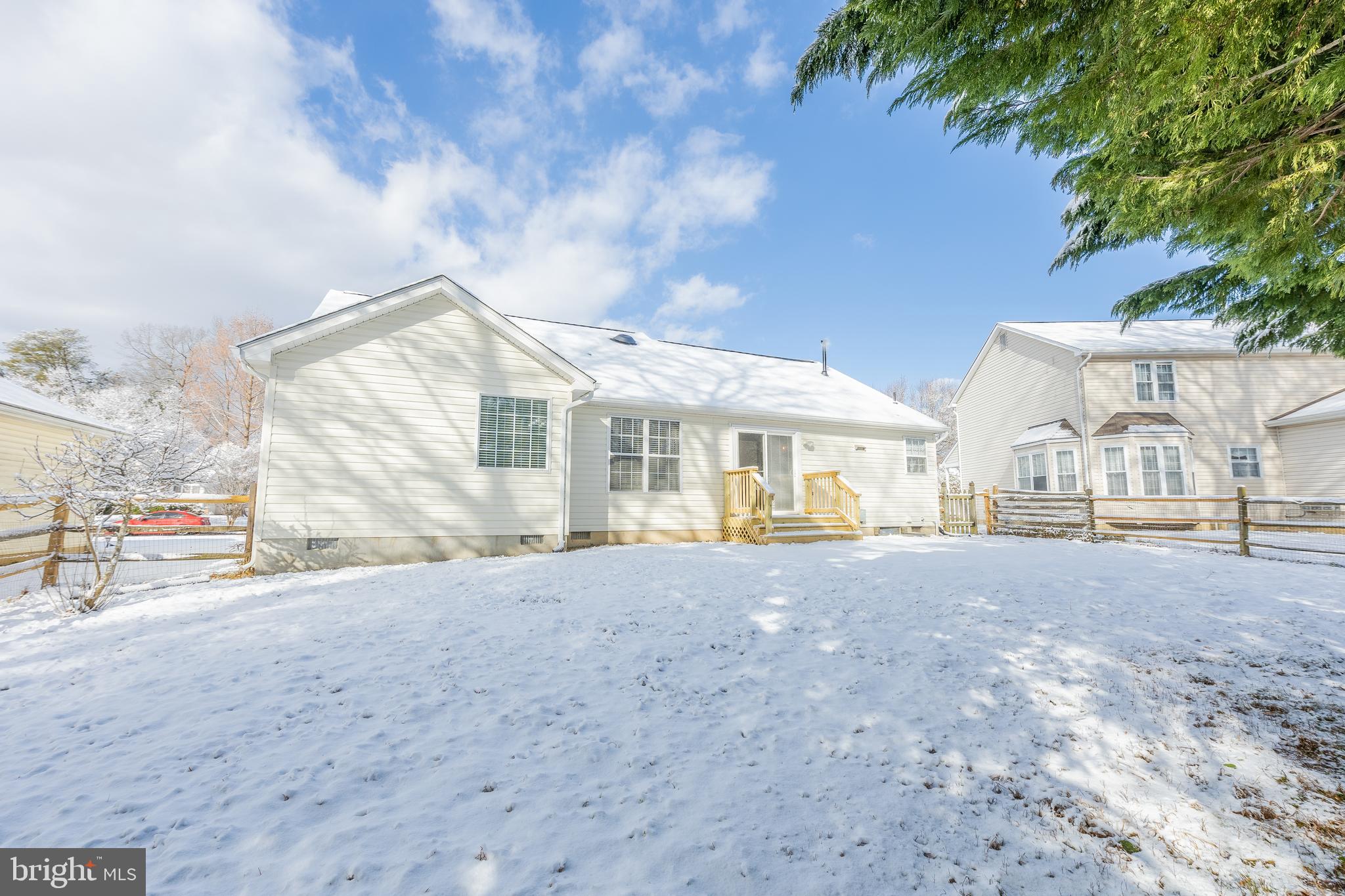 ST CHARLES SUB - DORCHESTER - Residential Lease