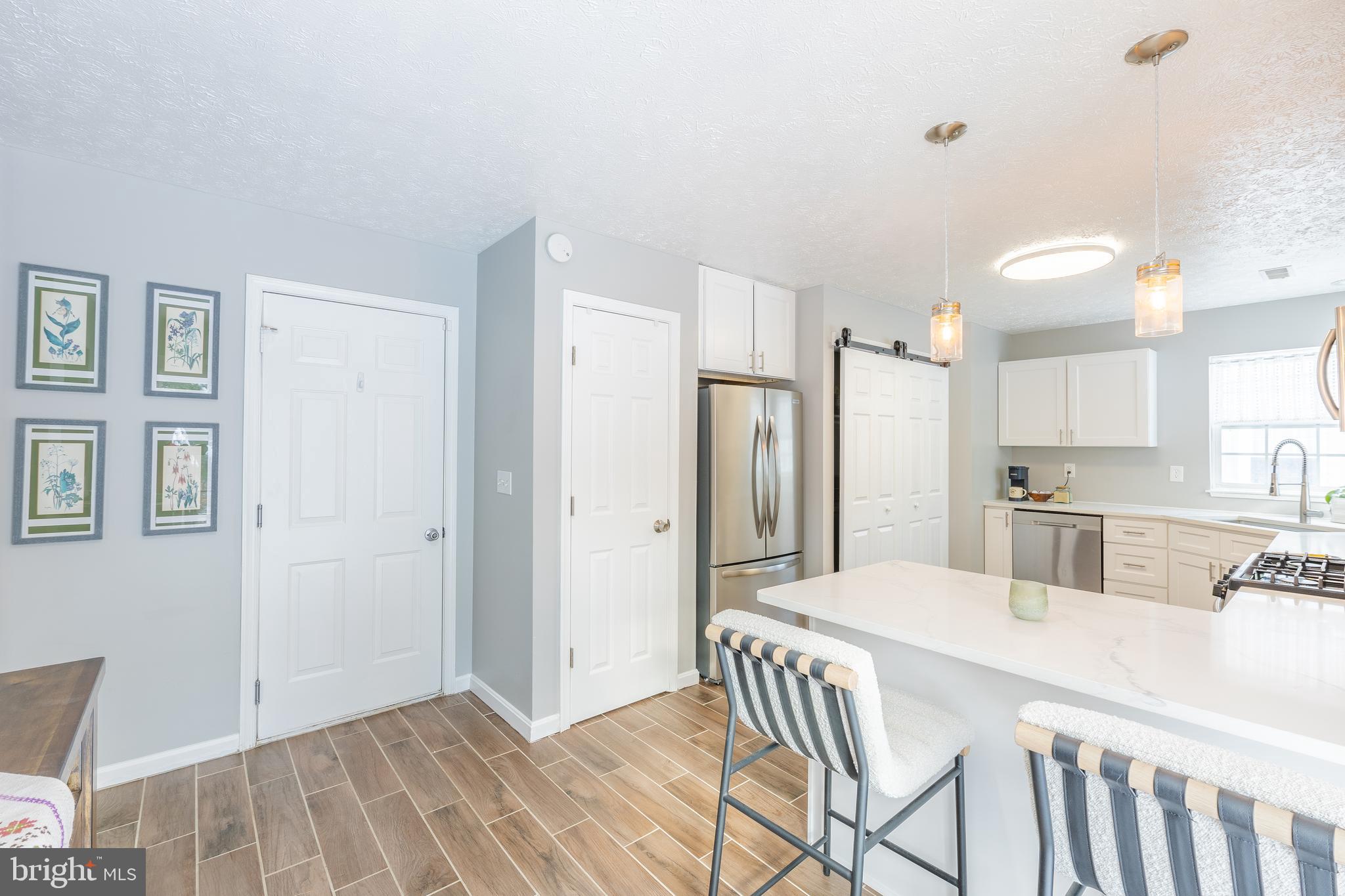 ST CHARLES SUB - DORCHESTER - Residential Lease