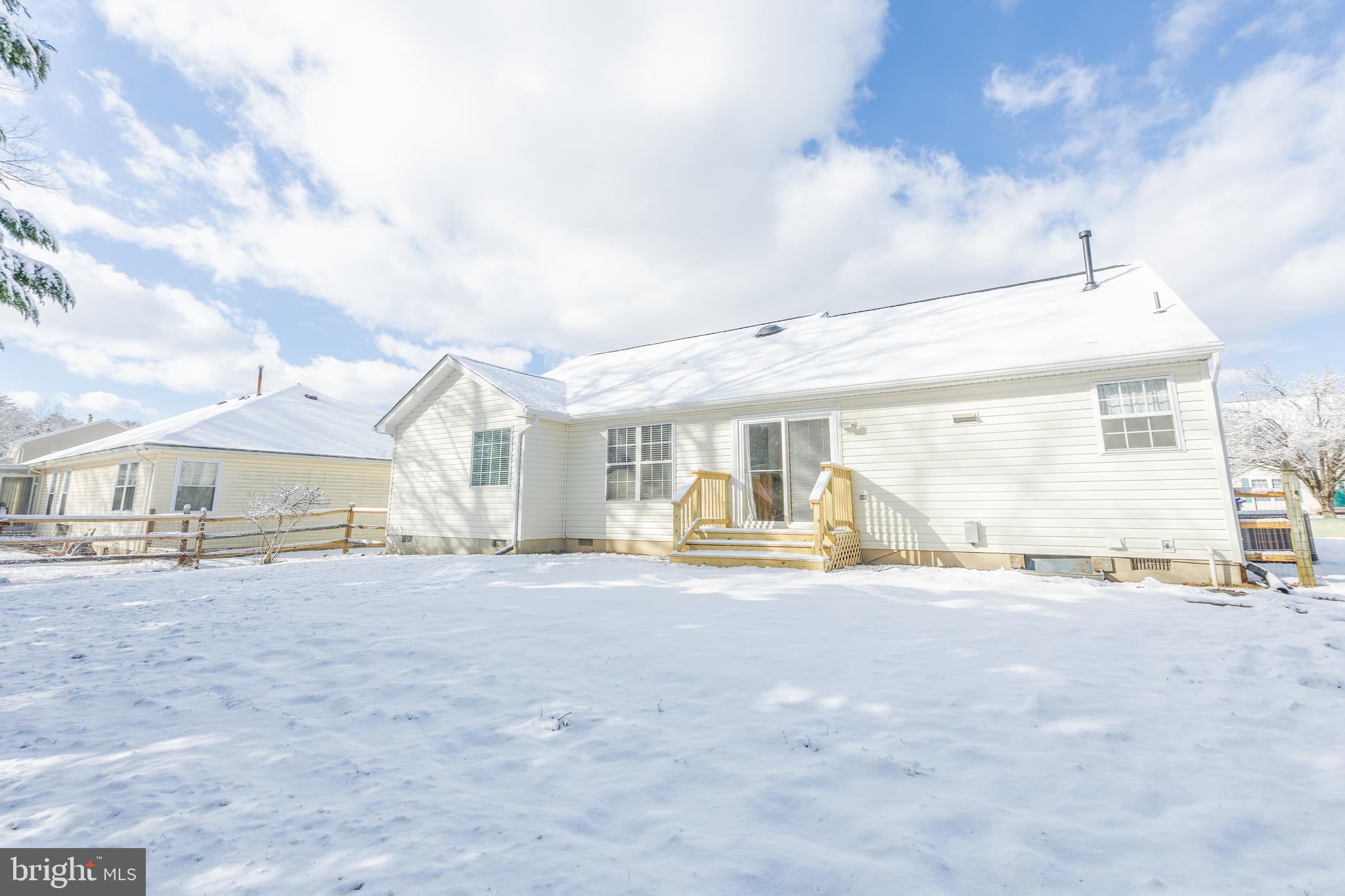 ST CHARLES SUB - DORCHESTER - Residential Lease