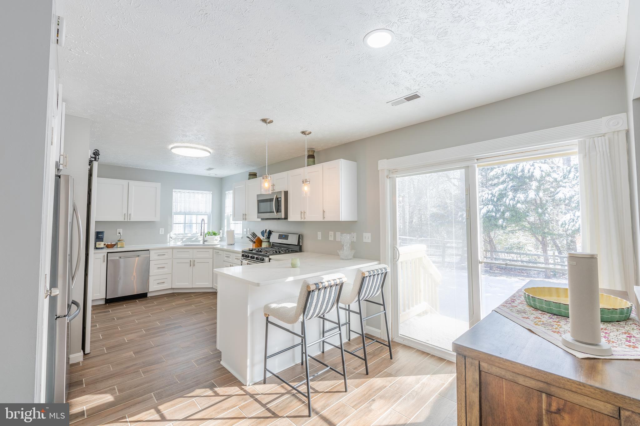 ST CHARLES SUB - DORCHESTER - Residential Lease