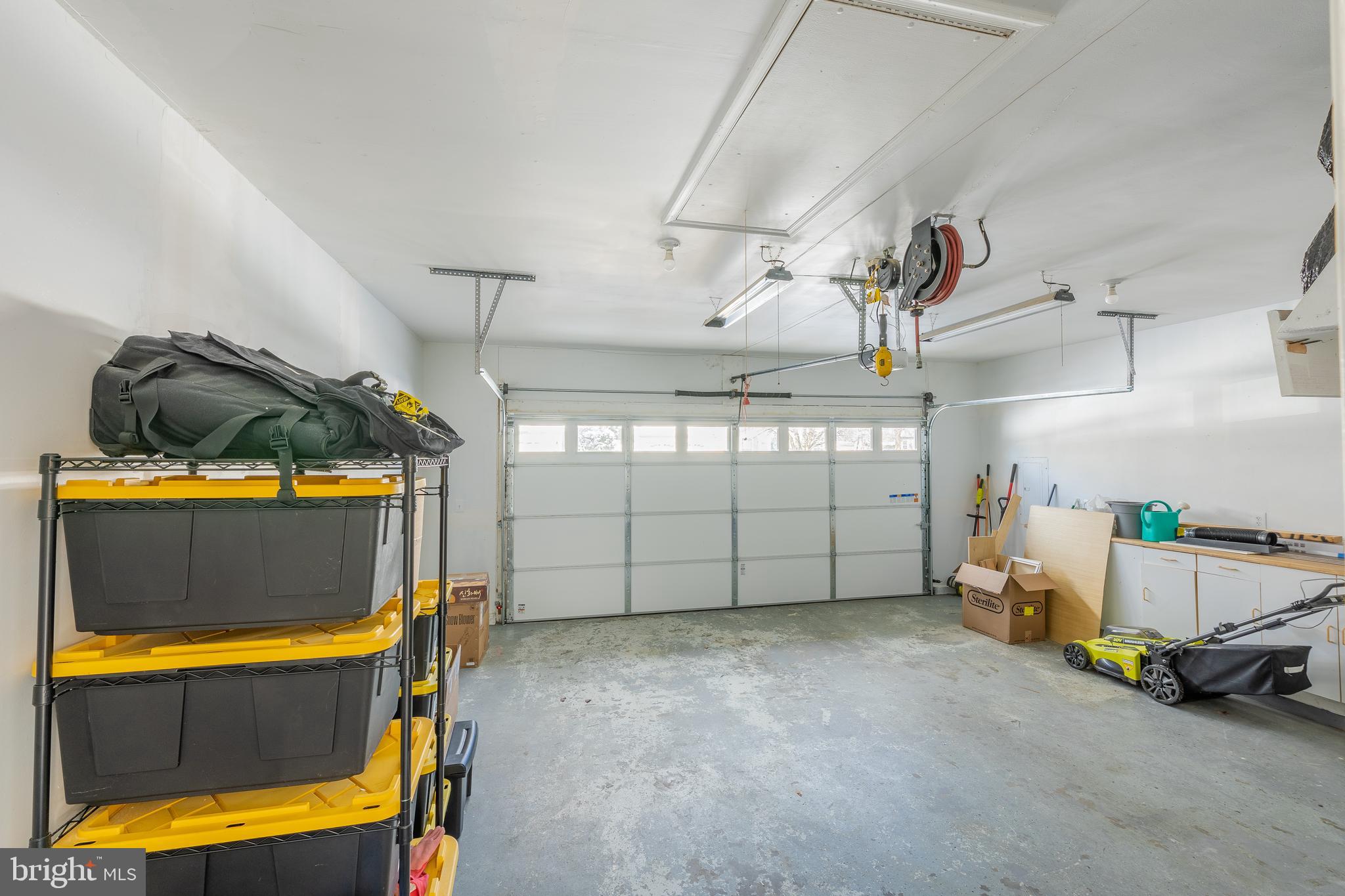 ST CHARLES SUB - DORCHESTER - Residential Lease