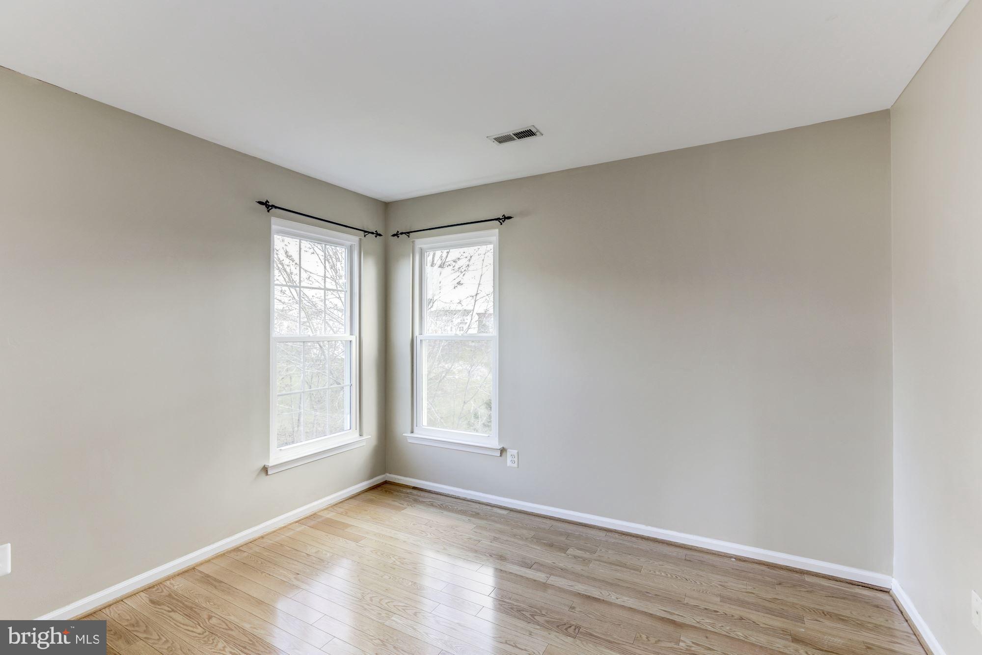 POTOMAC STATION - Residential