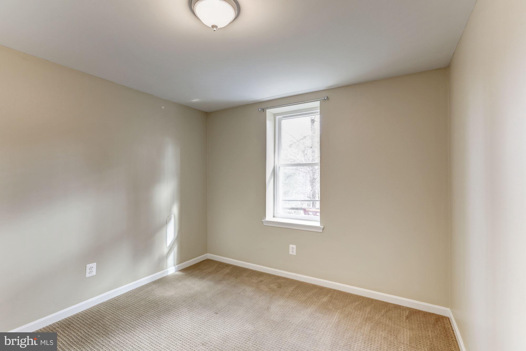 POTOMAC STATION - Residential