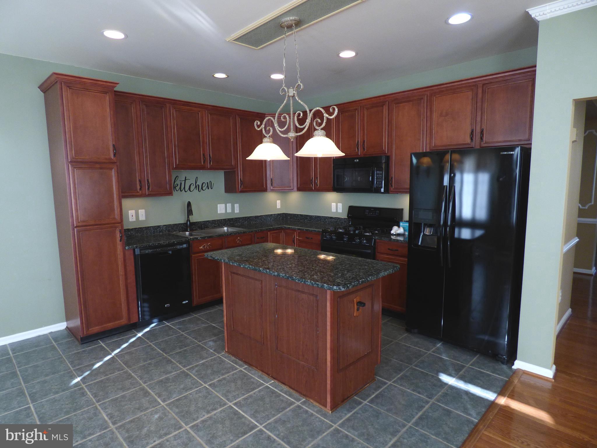 SOUTH RIDING - Residential Lease