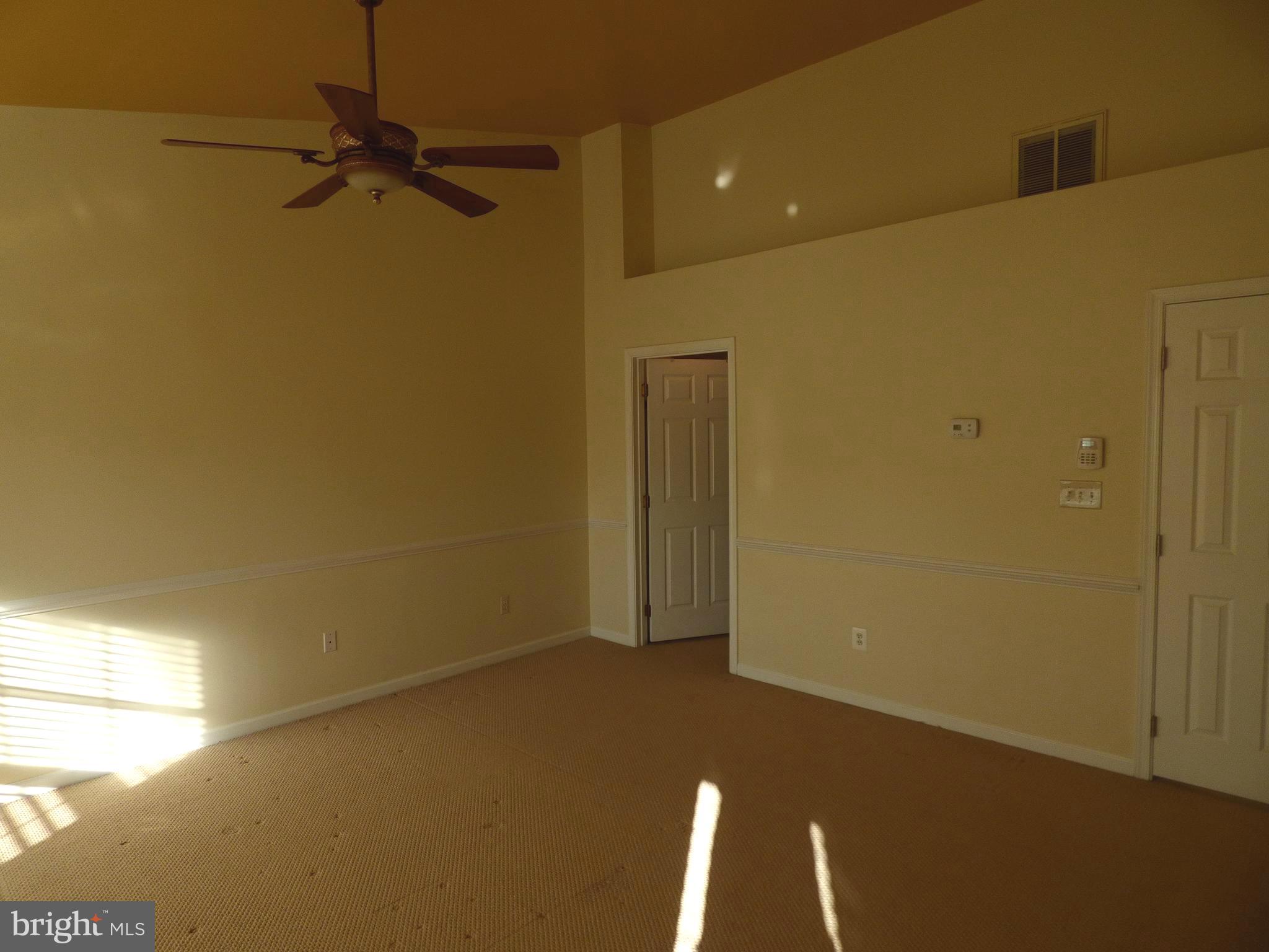 SOUTH RIDING - Residential Lease