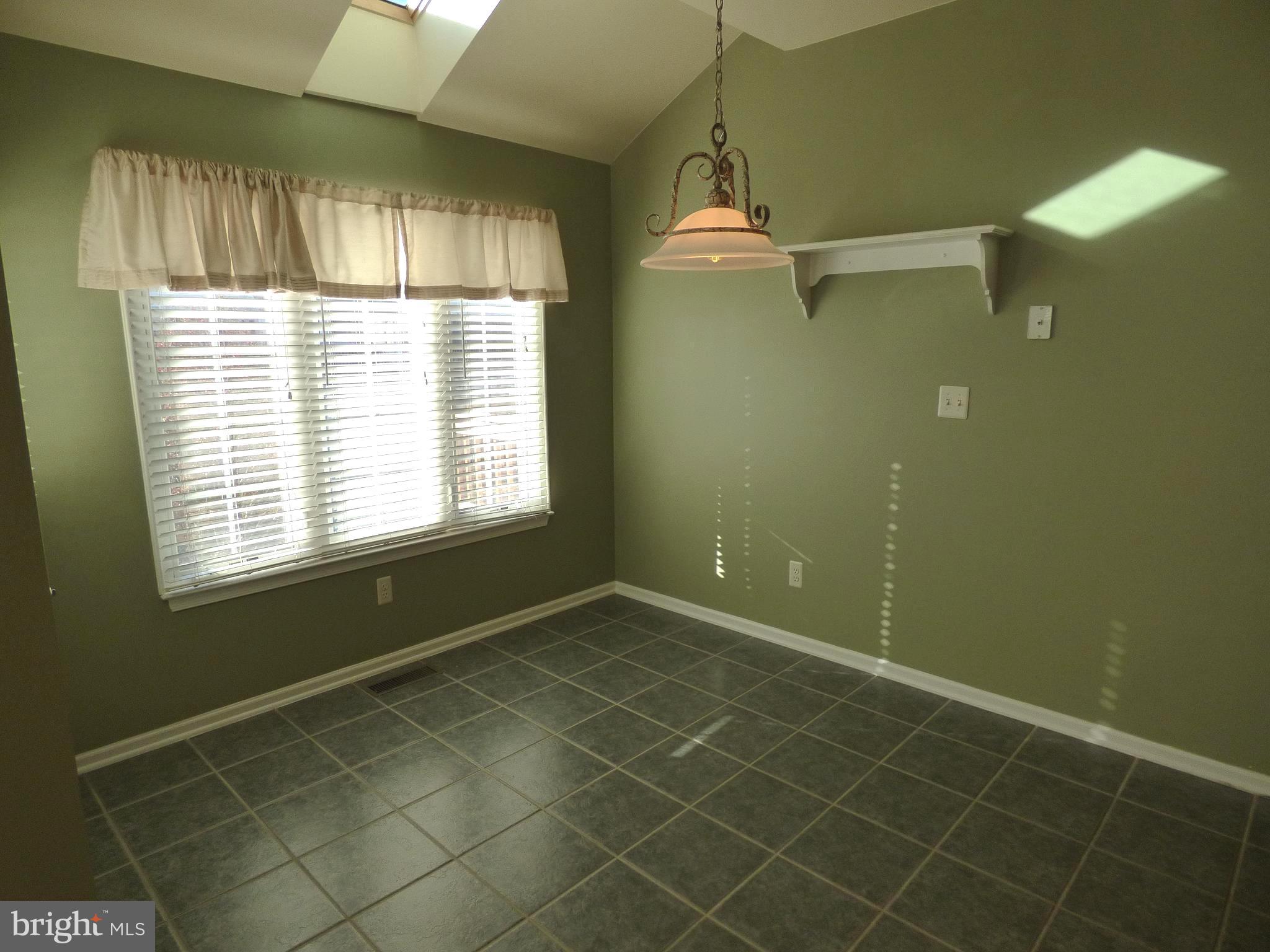 SOUTH RIDING - Residential Lease