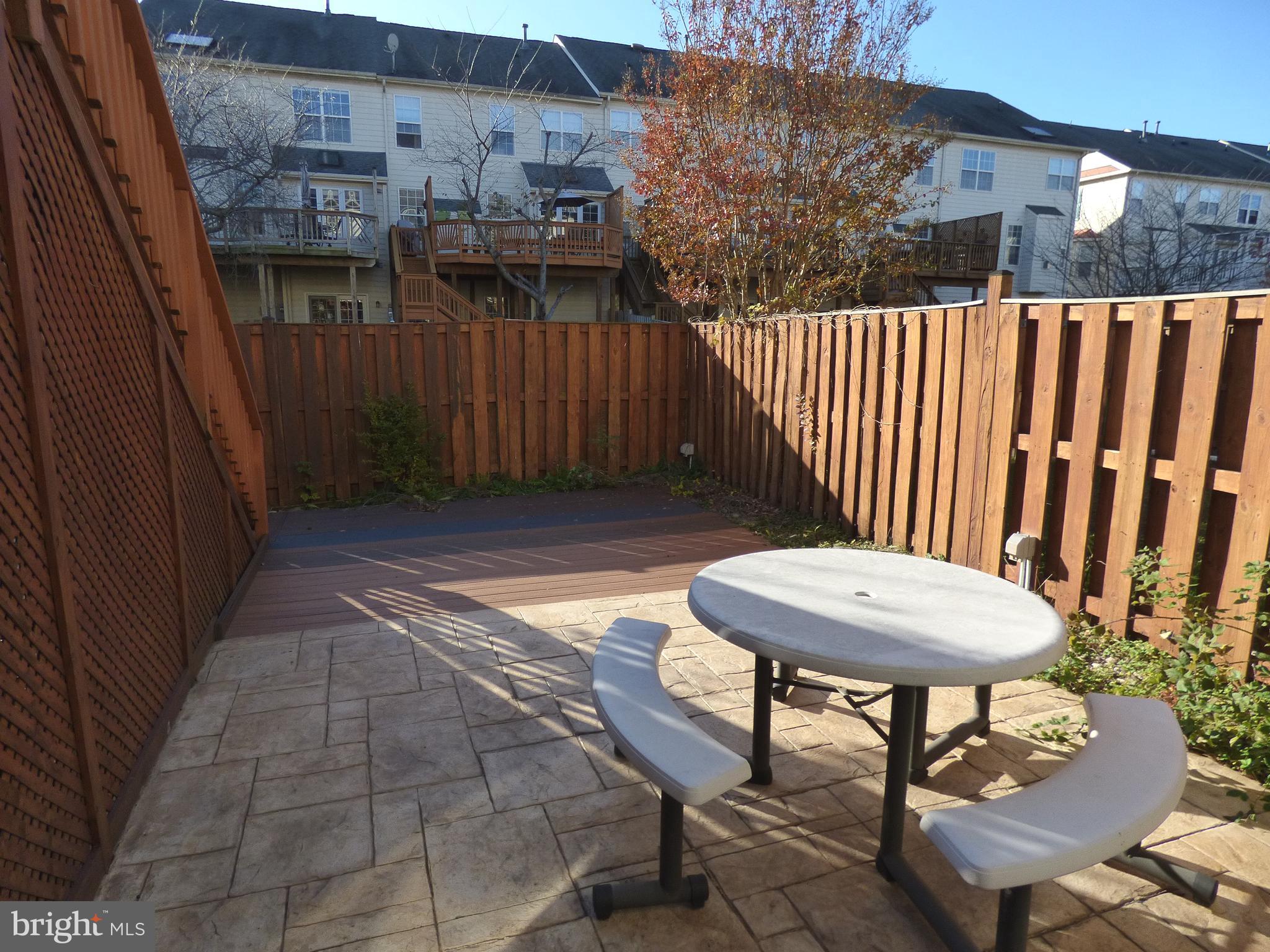 SOUTH RIDING - Residential Lease