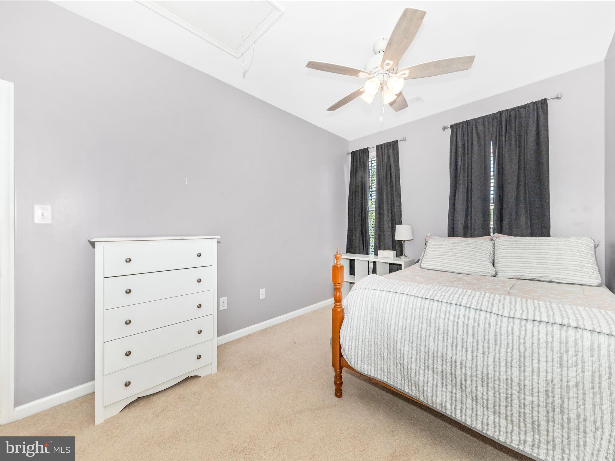 ARCHERS ROCK - Residential