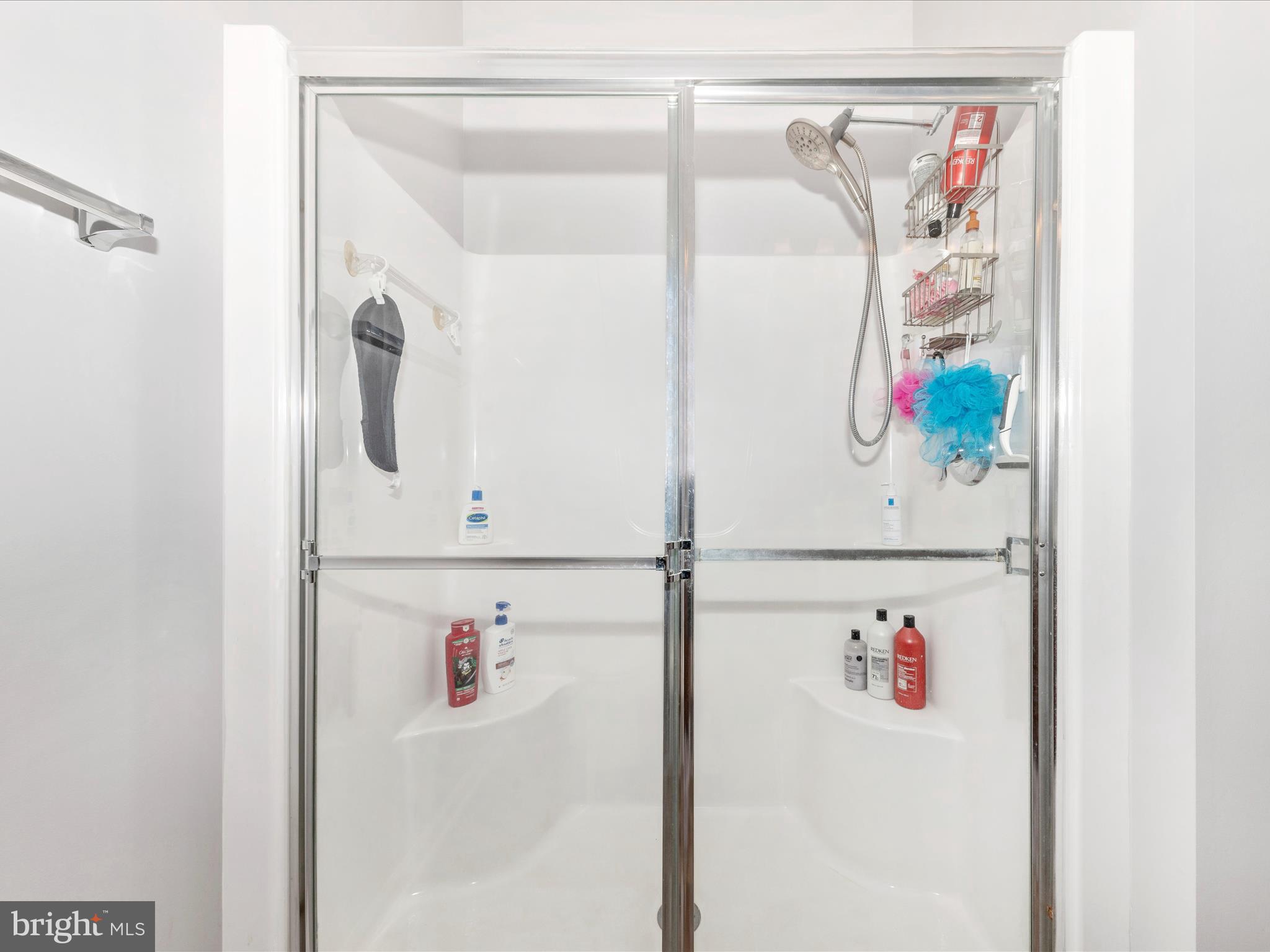 ARCHERS ROCK - Residential