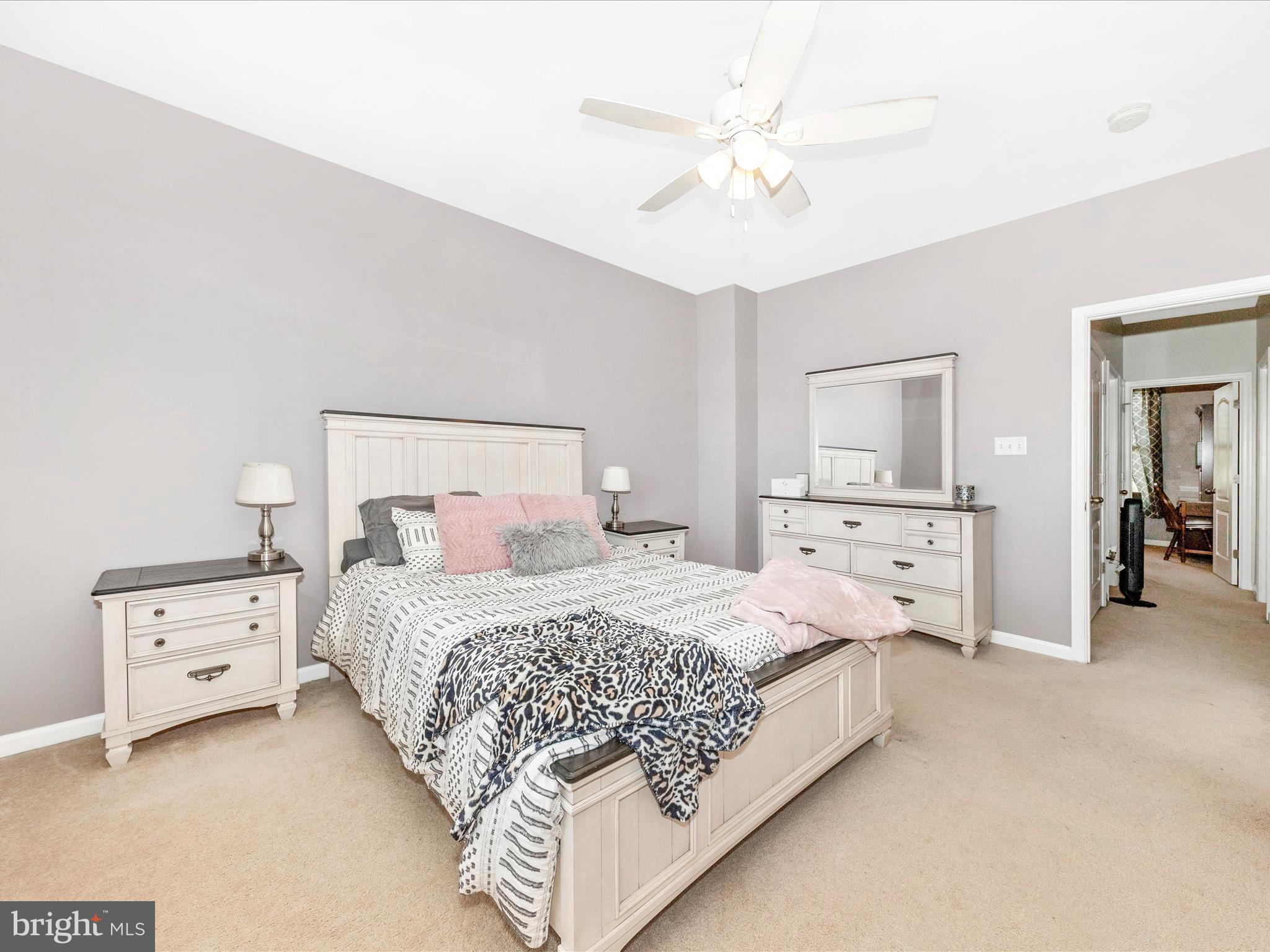 ARCHERS ROCK - Residential