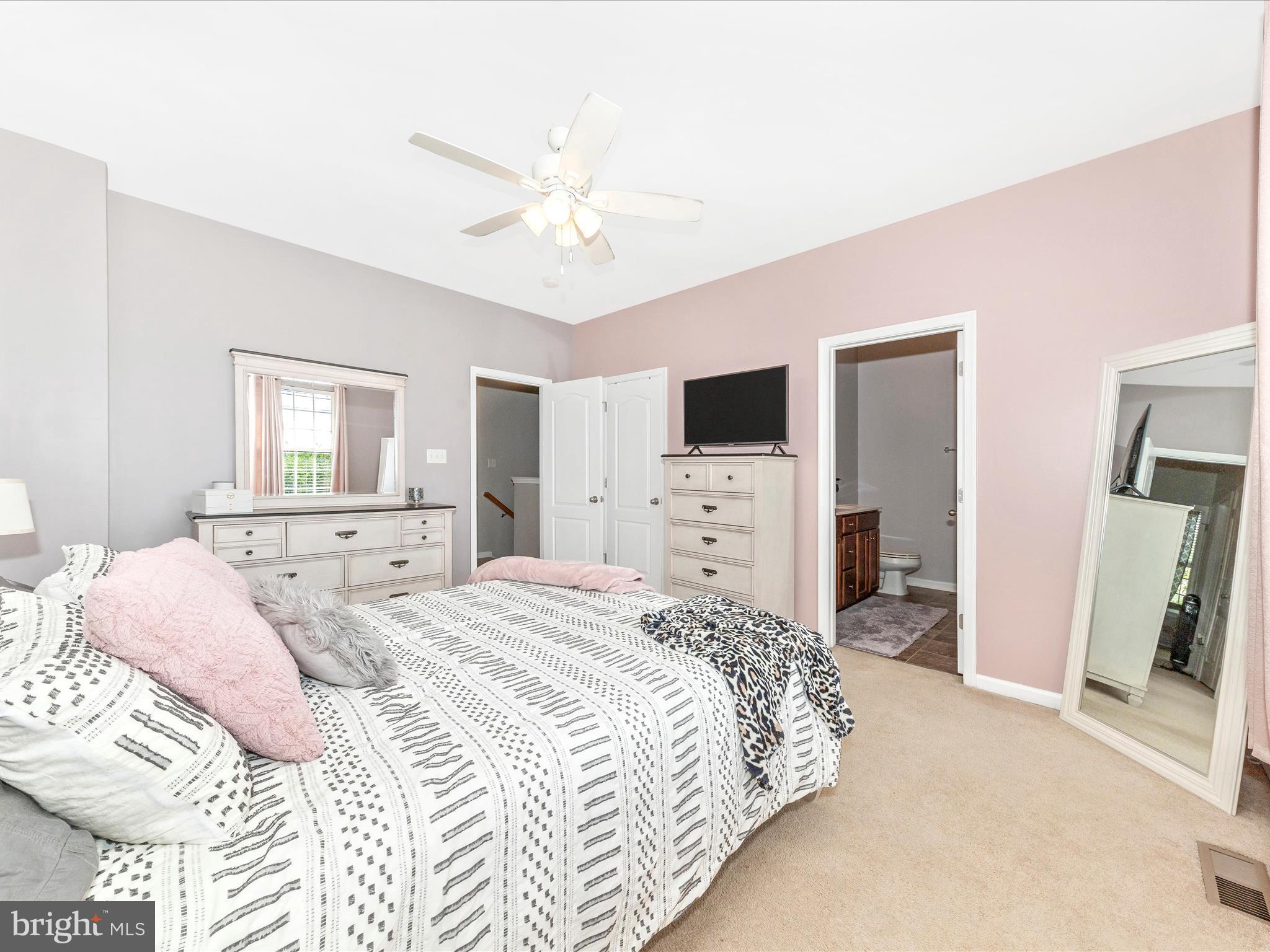 ARCHERS ROCK - Residential