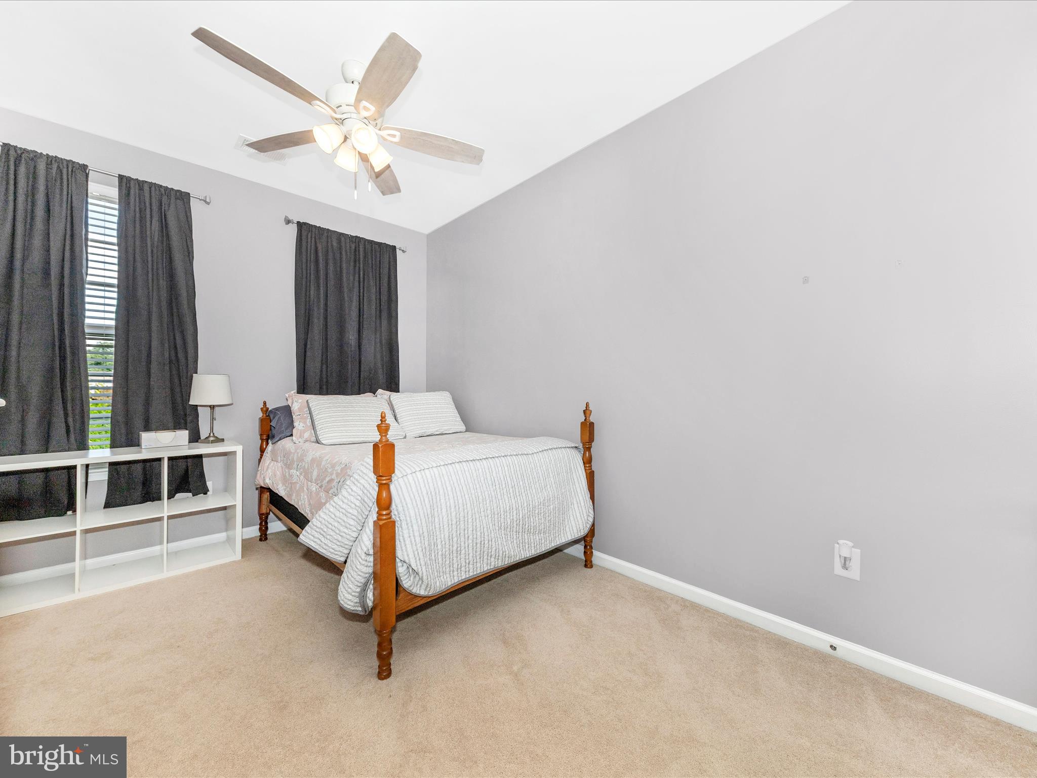 ARCHERS ROCK - Residential