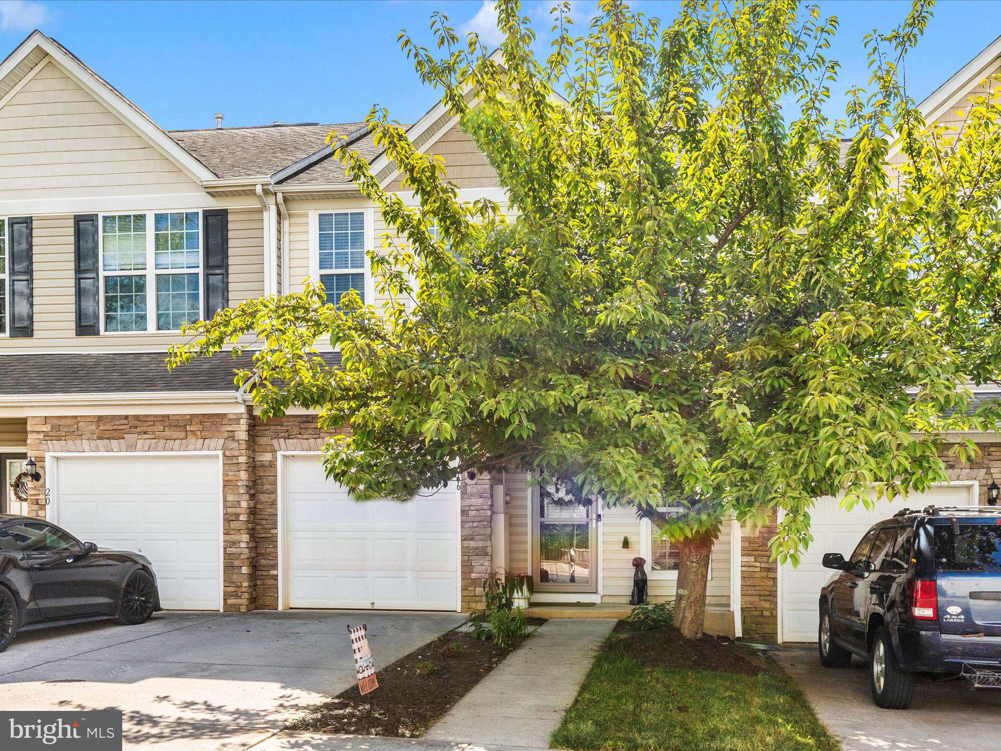 ARCHERS ROCK - Residential