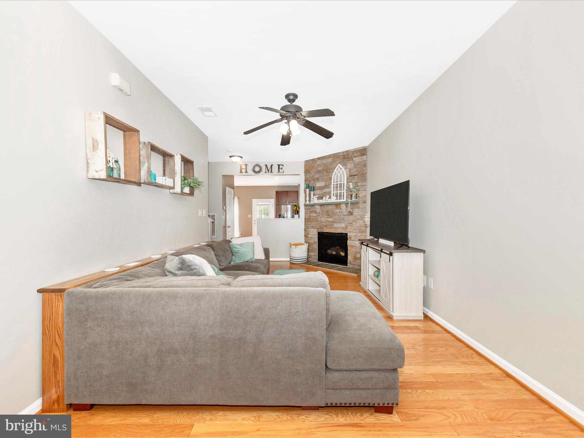 ARCHERS ROCK - Residential