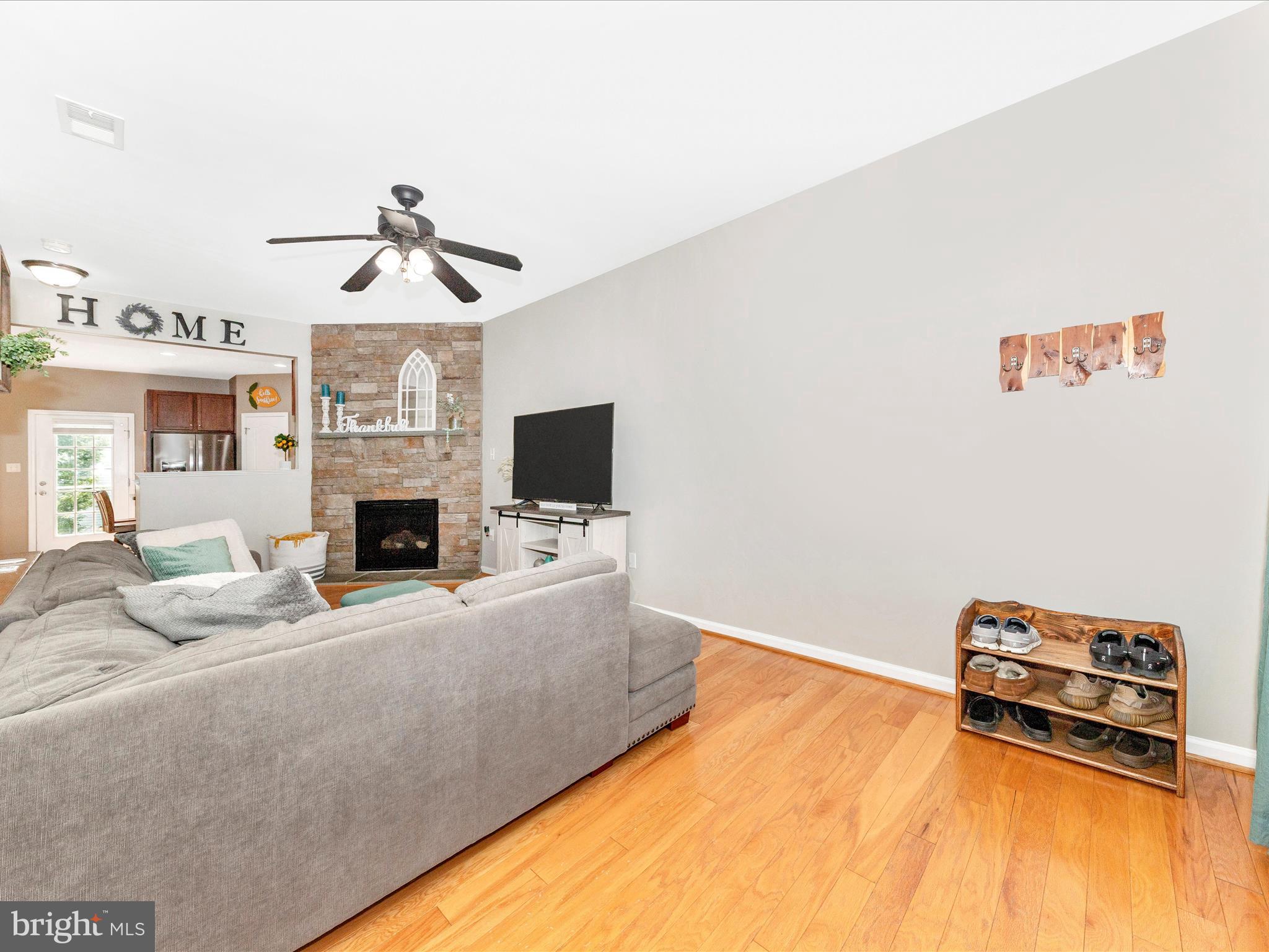 ARCHERS ROCK - Residential