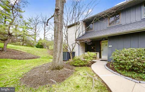 Townhouse For Sale - 529 Foxwood Lane<br/> PAOLI, PA 19301
