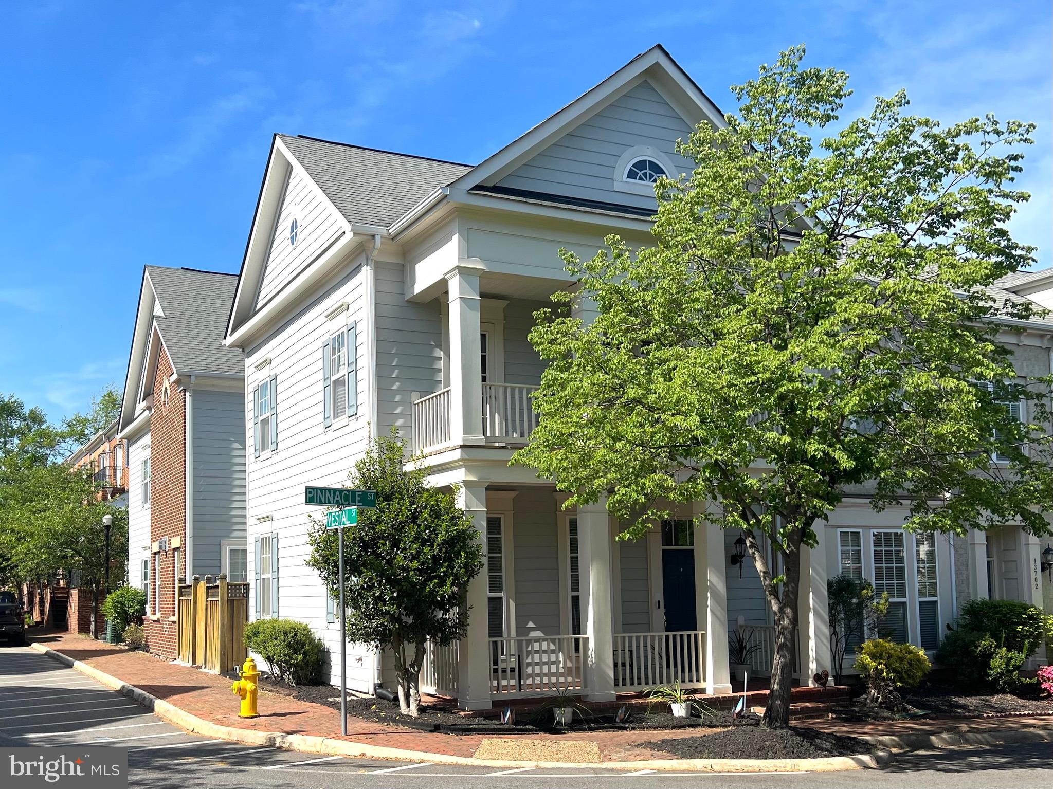 BELMONT BAY - Residential