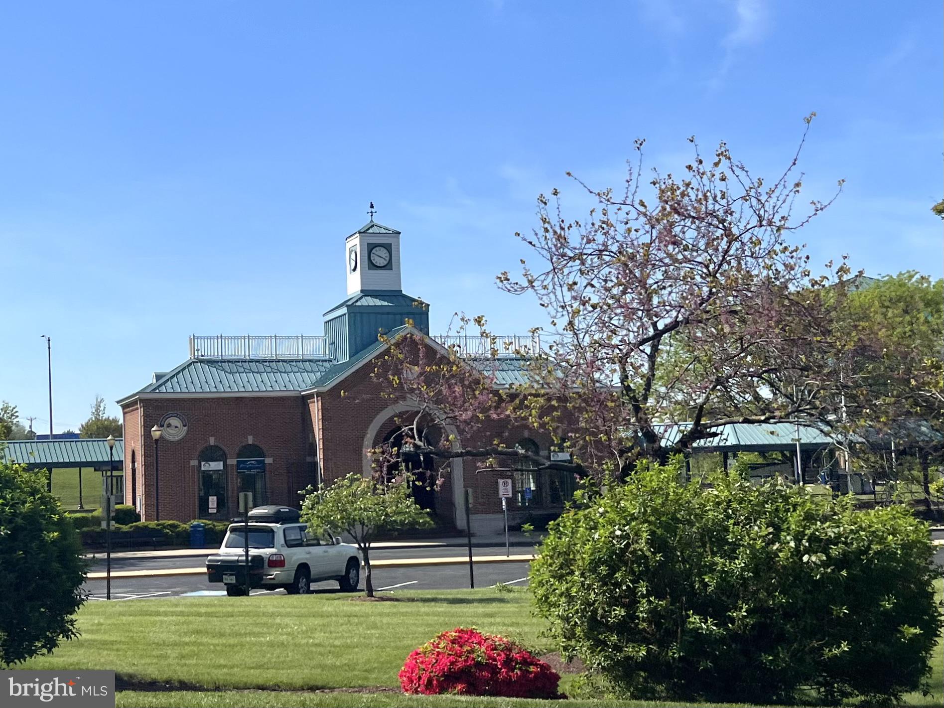 BELMONT BAY - Residential