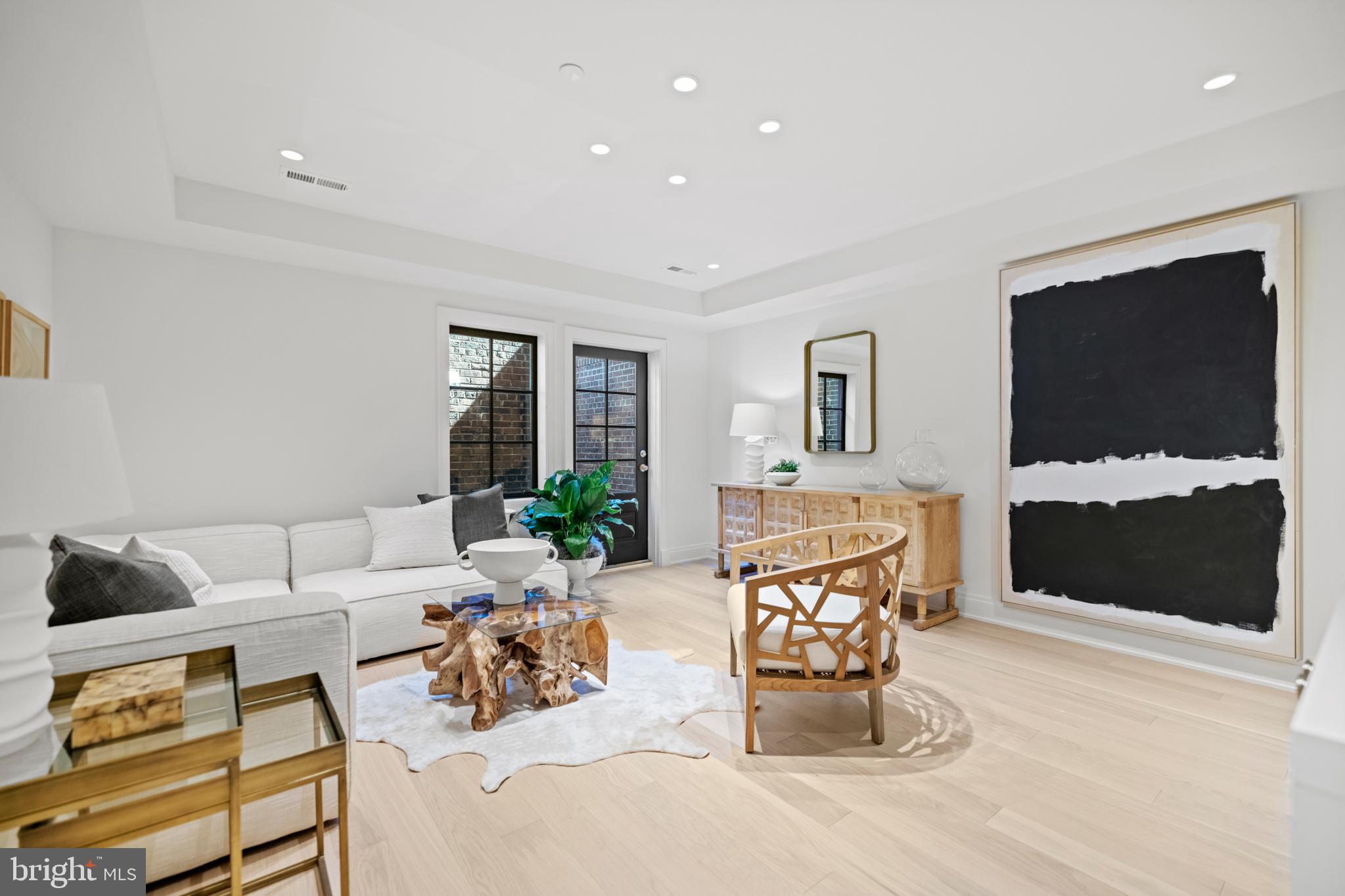 GEORGETOWN - Residential
