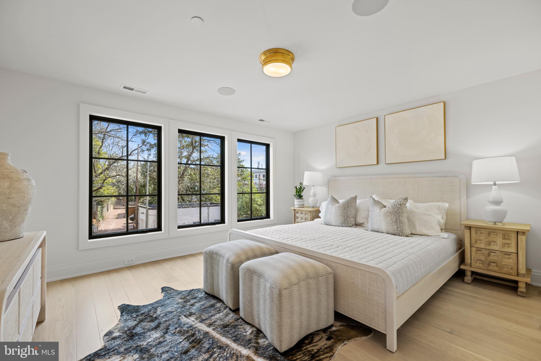 GEORGETOWN - Residential