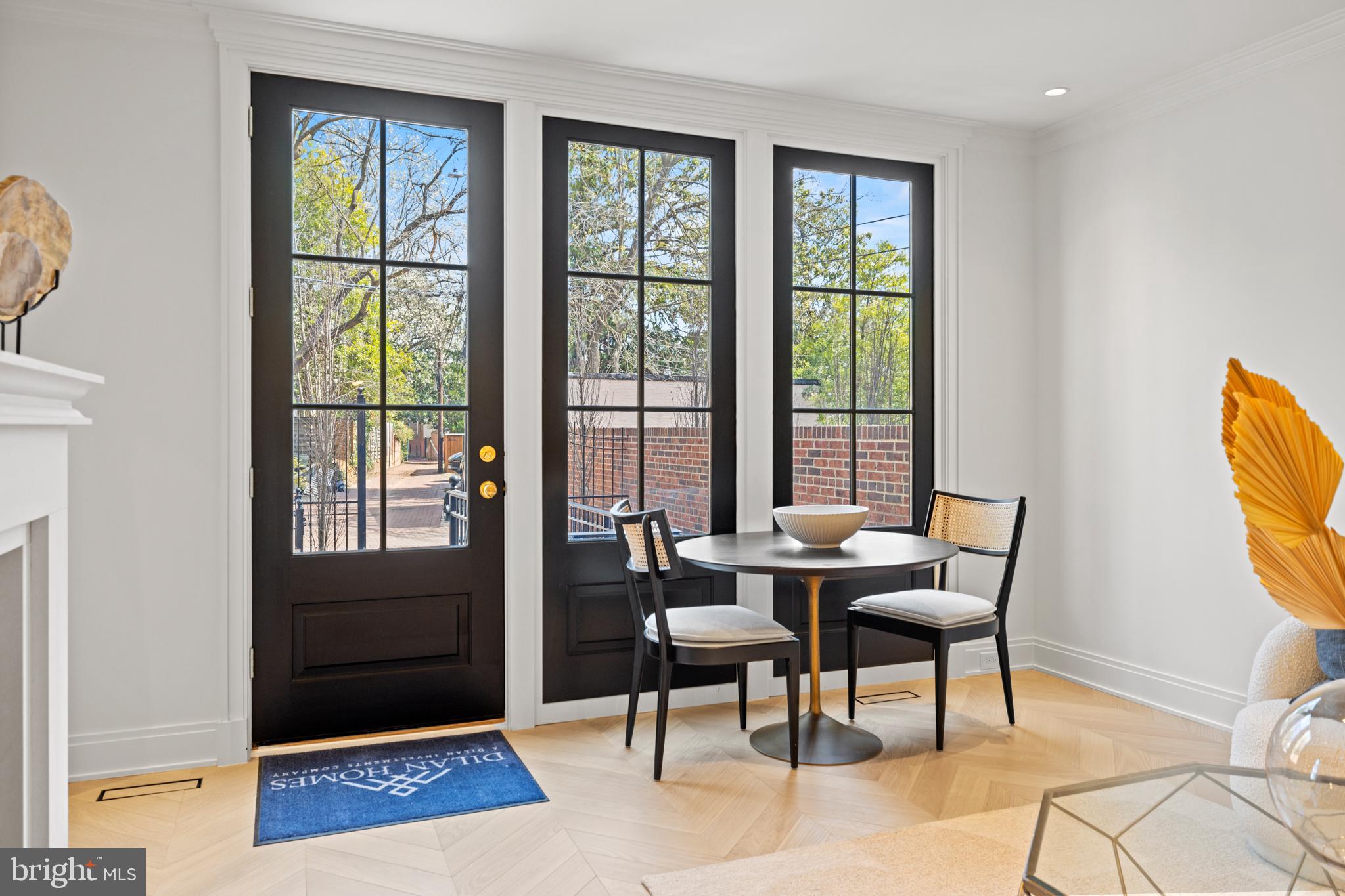 GEORGETOWN - Residential