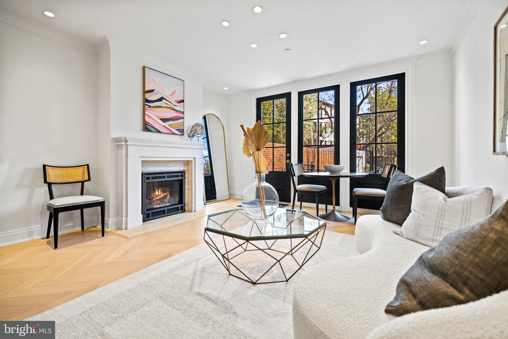 GEORGETOWN - Residential