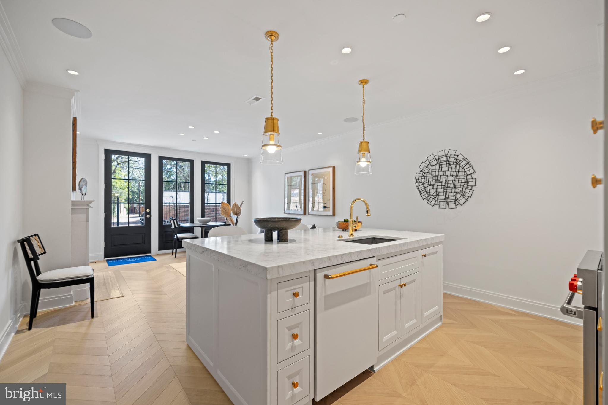 GEORGETOWN - Residential