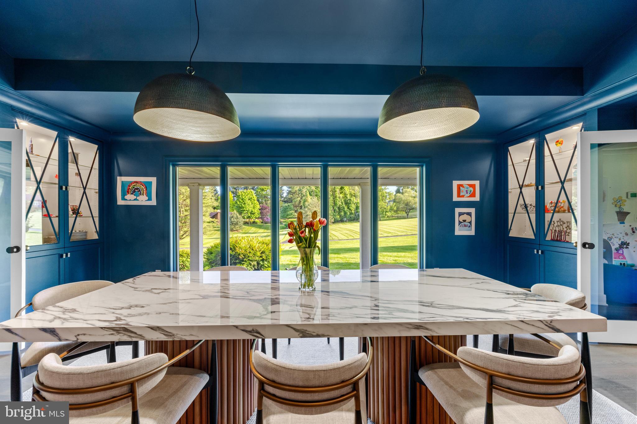 JONATHANS DELIGHT - Residential