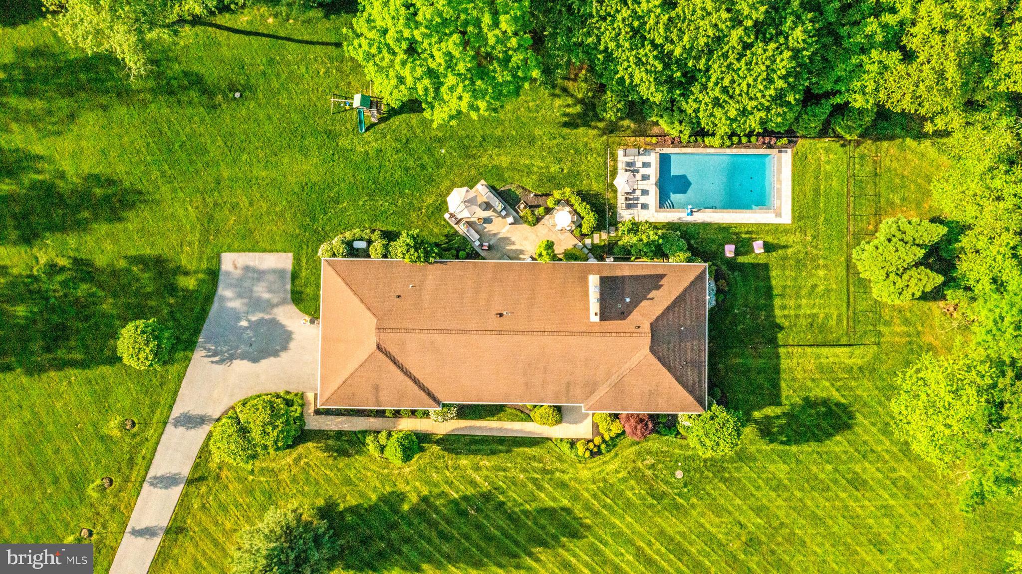 JONATHANS DELIGHT - Residential