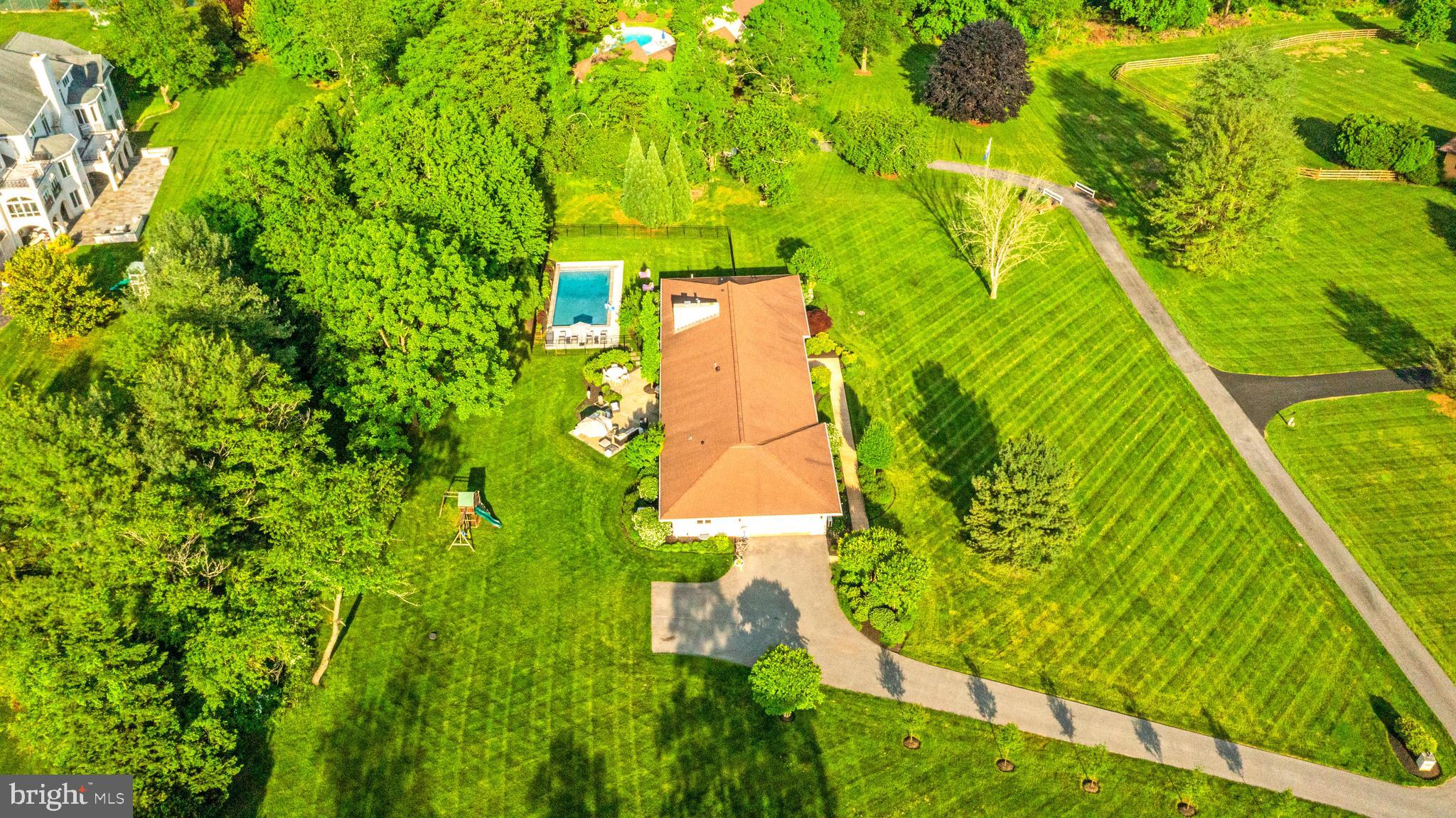 JONATHANS DELIGHT - Residential