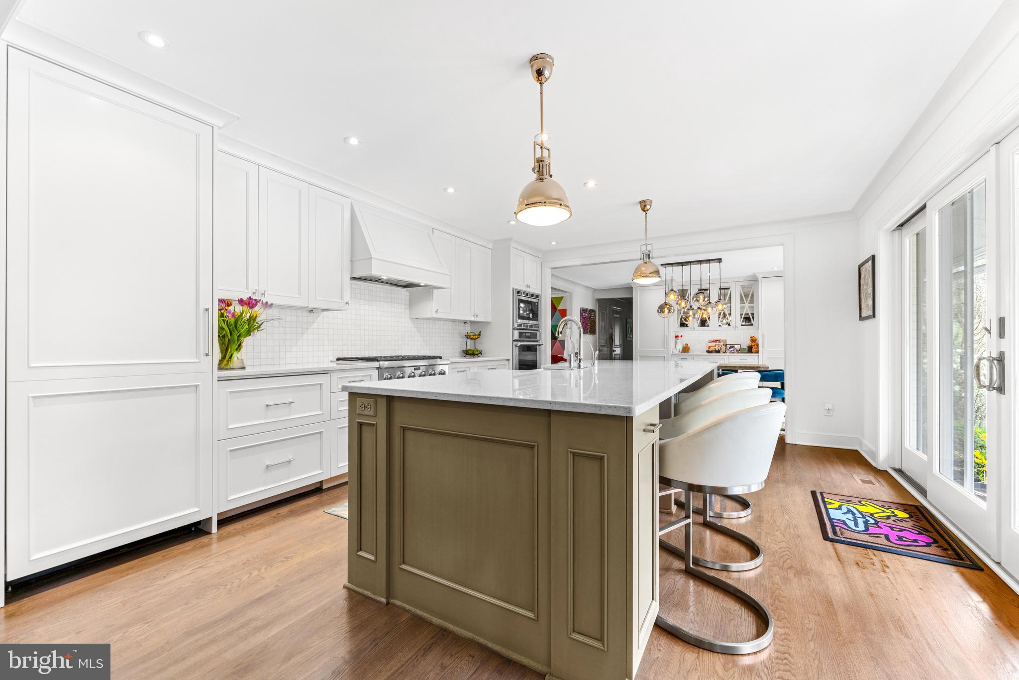 JONATHANS DELIGHT - Residential