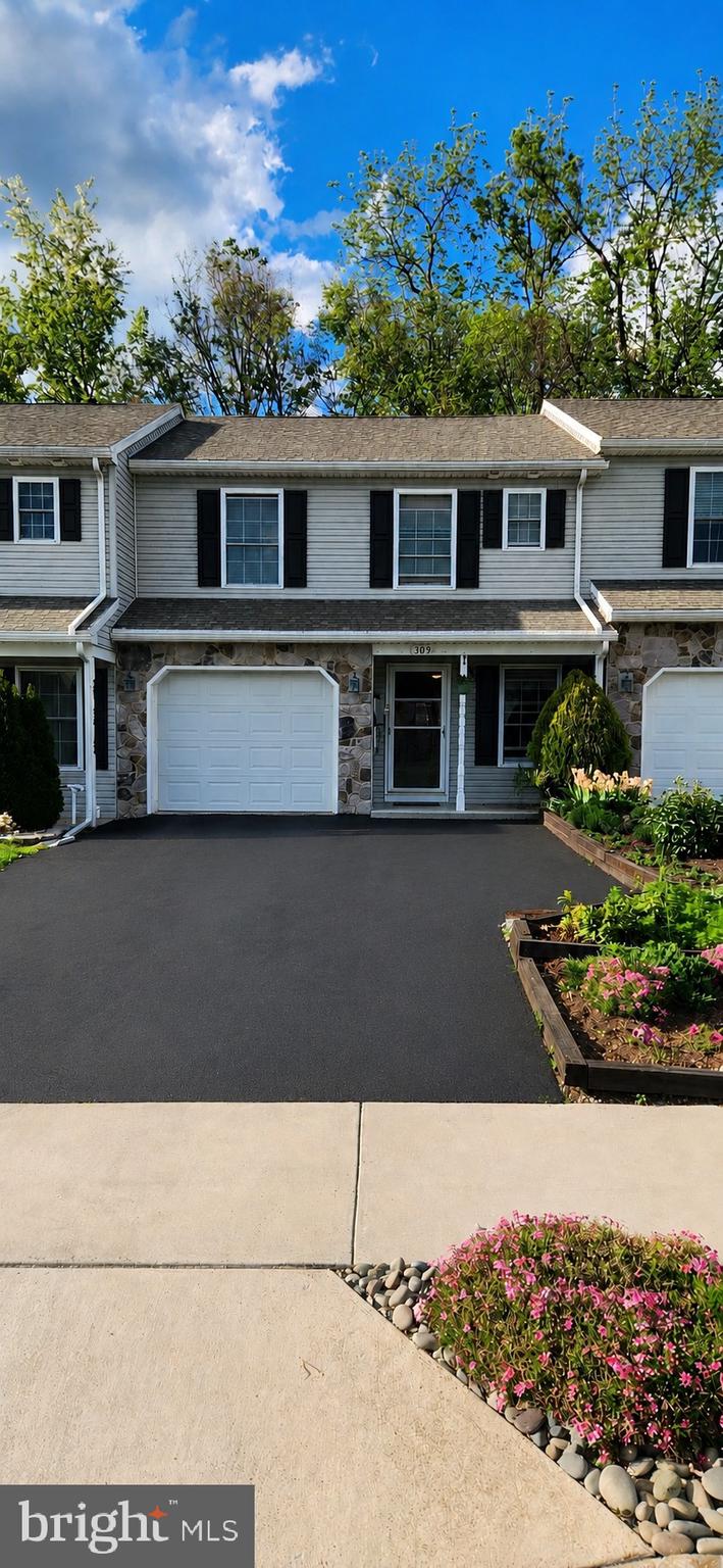 309 PELHAM COURT