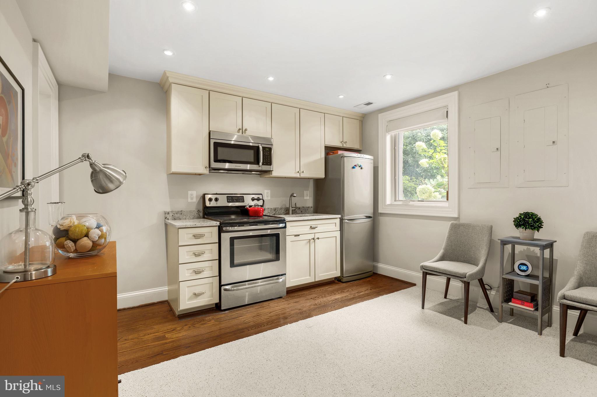 OBSERVATORY CIRCLE - Residential