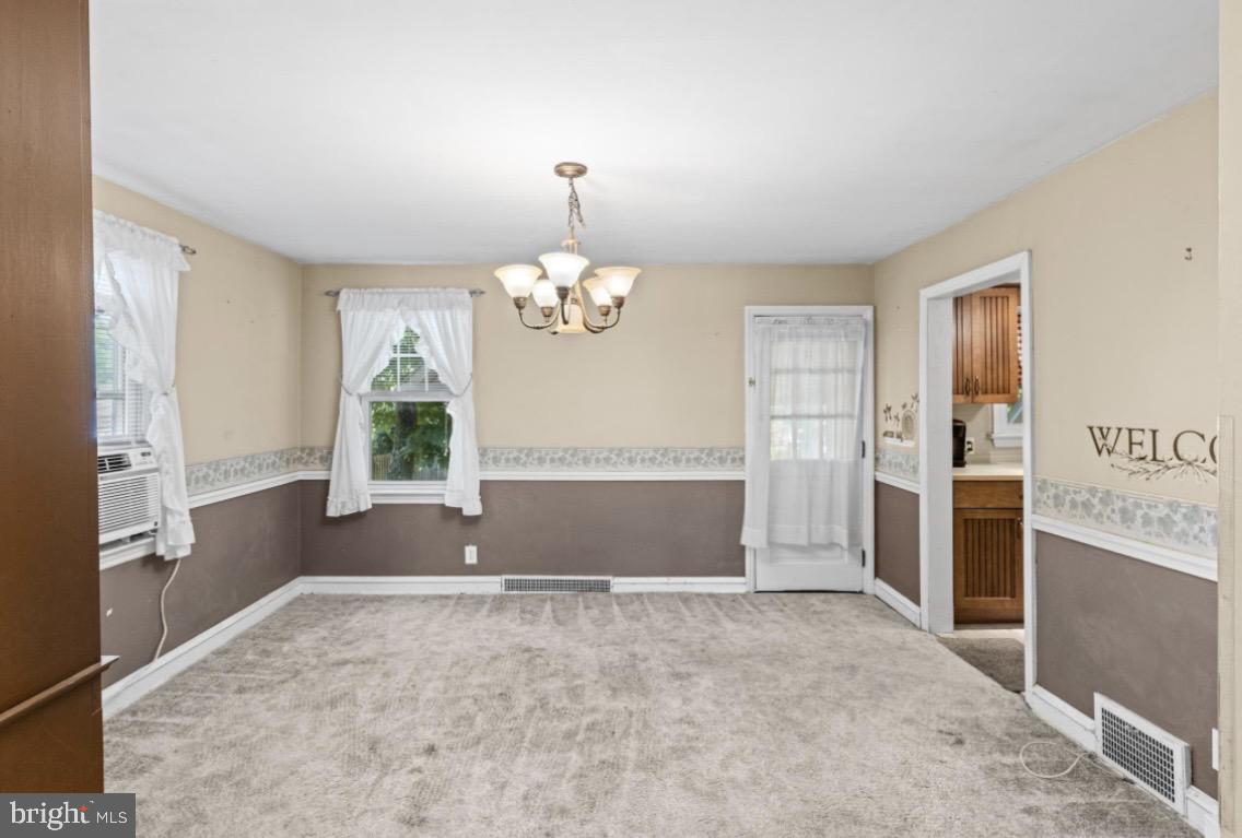 105 E COULTER AVENUE