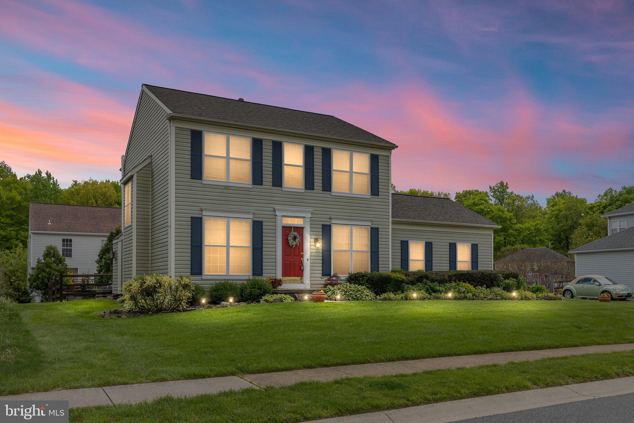 11 BUTTONWOOD COURT