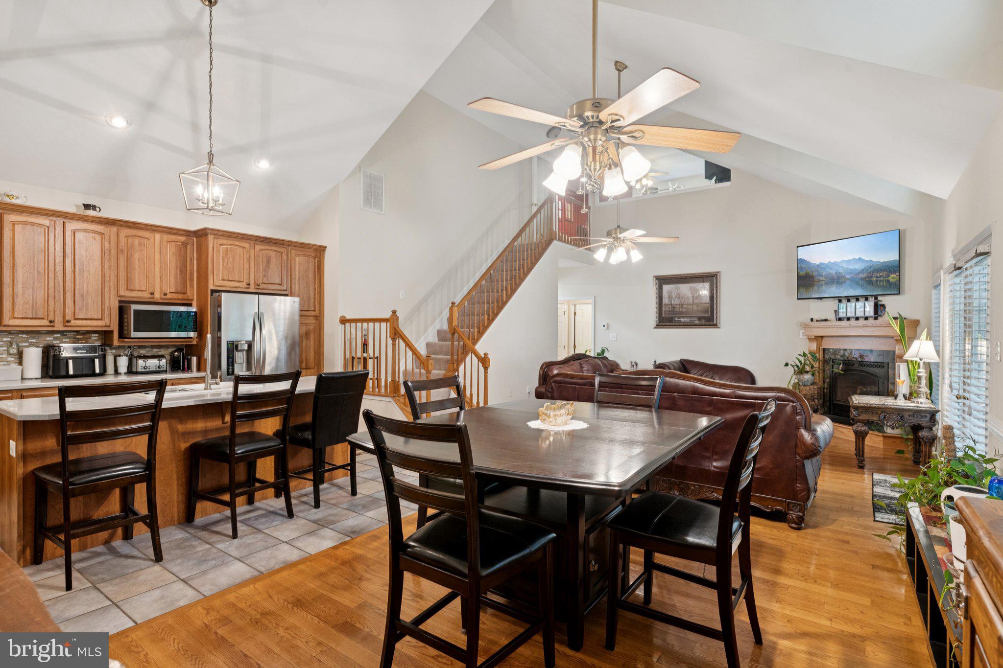 14715 JENNIFER COURT