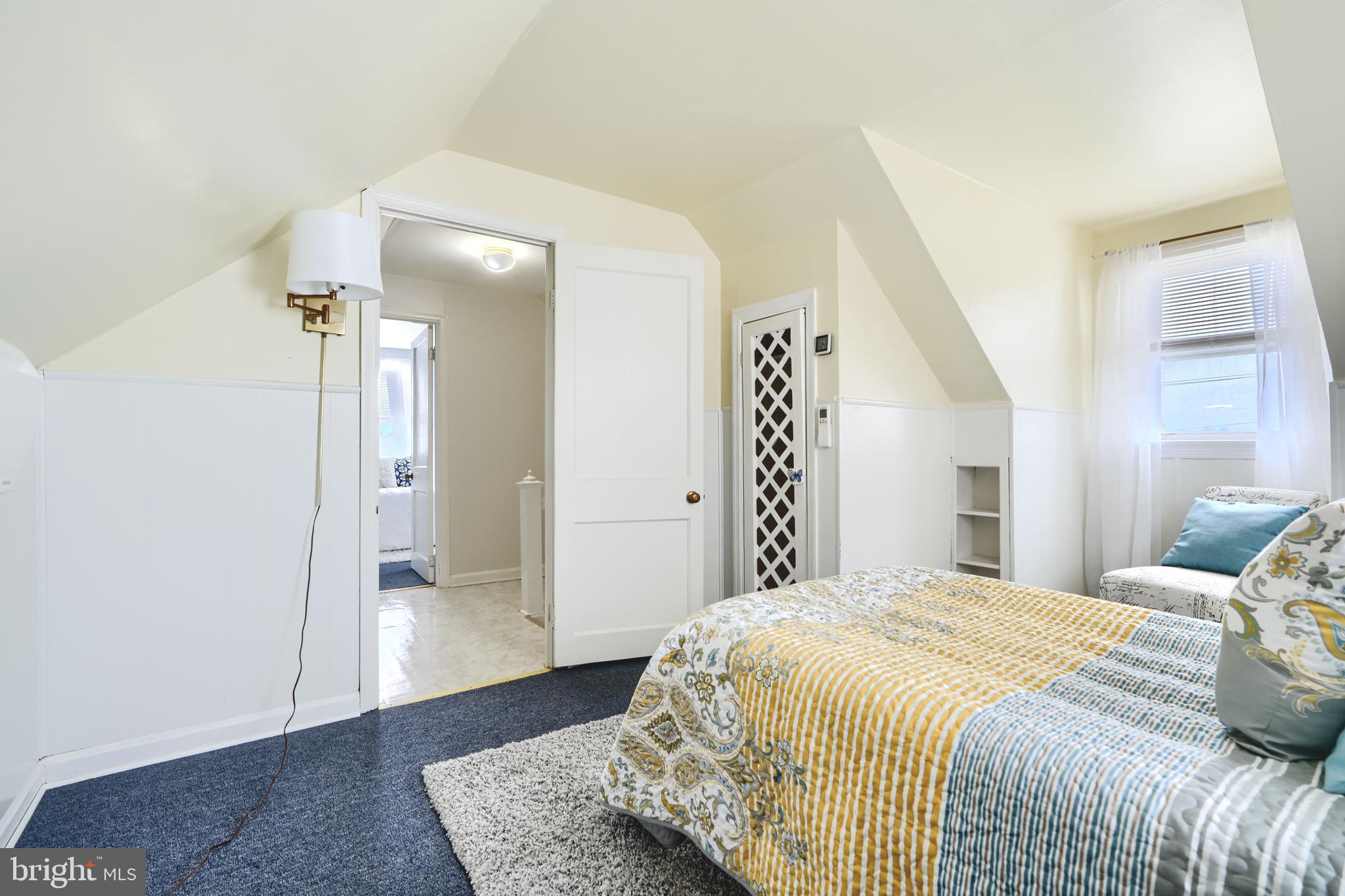 MIDDLE RIVER - Residential