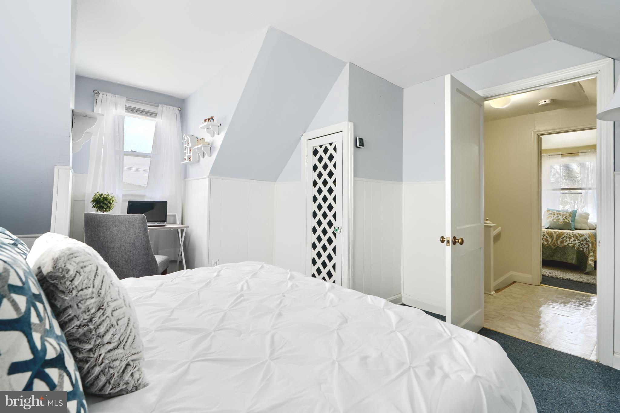 MIDDLE RIVER - Residential