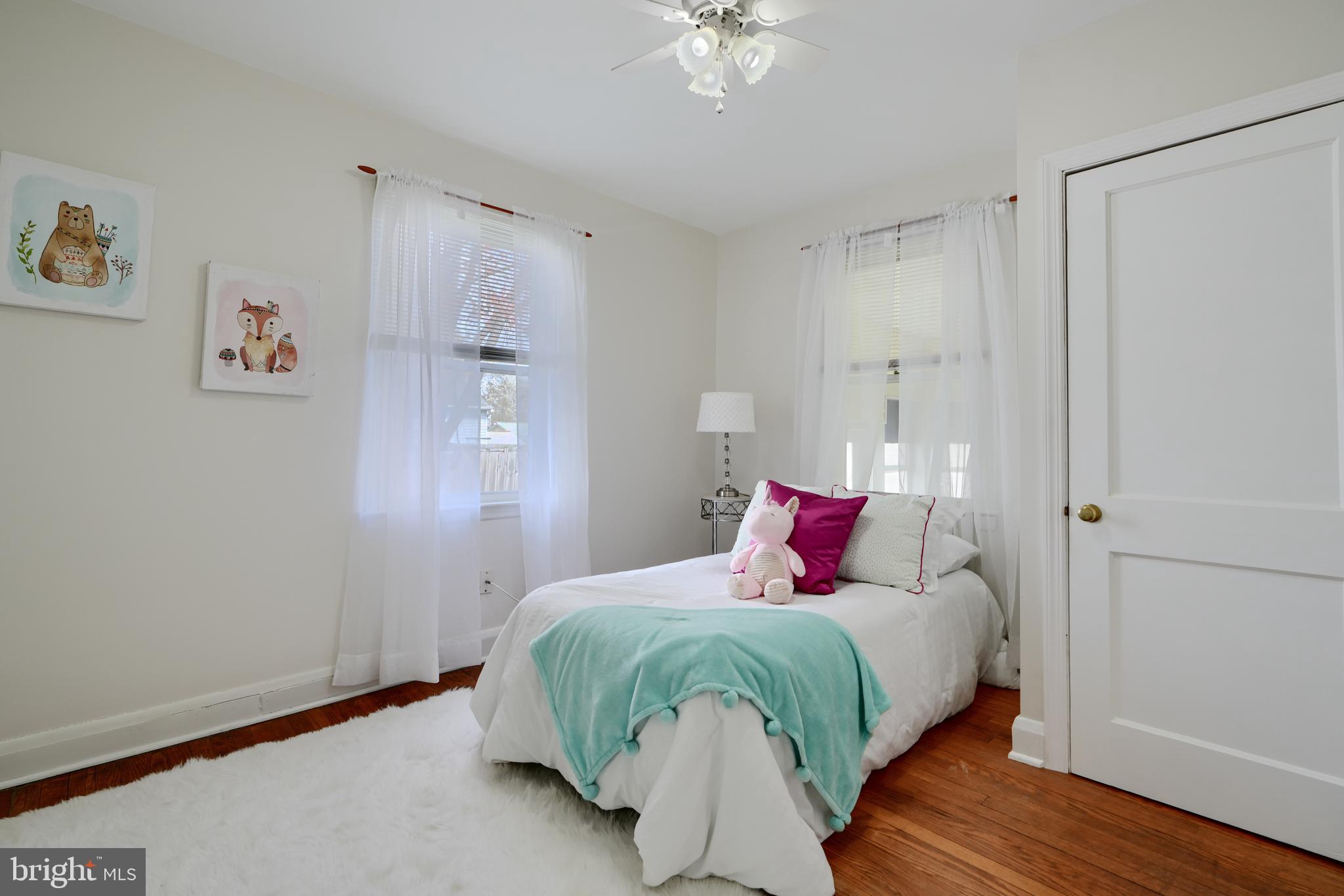 MIDDLE RIVER - Residential