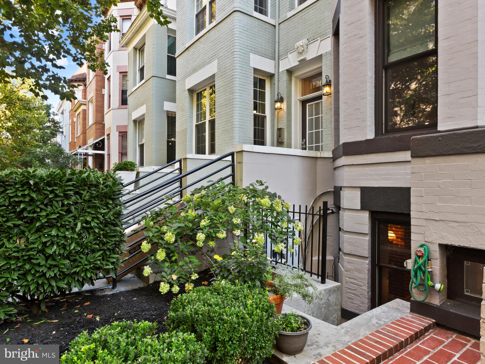 1128 COLUMBIA ROAD NW 1