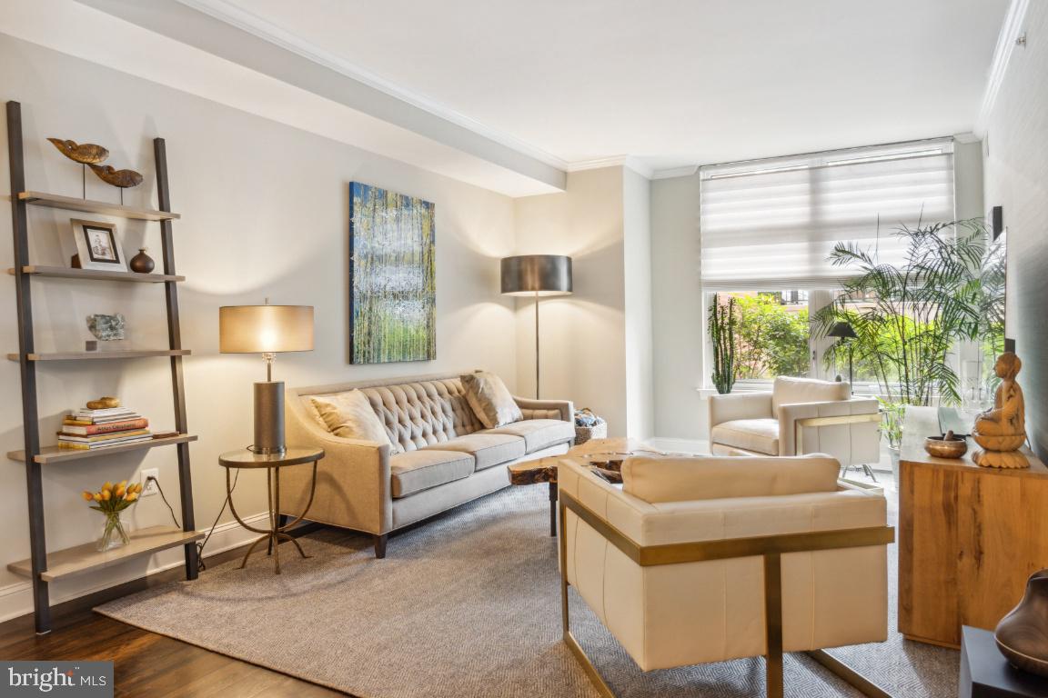 HAMPDEN ROW - Residential