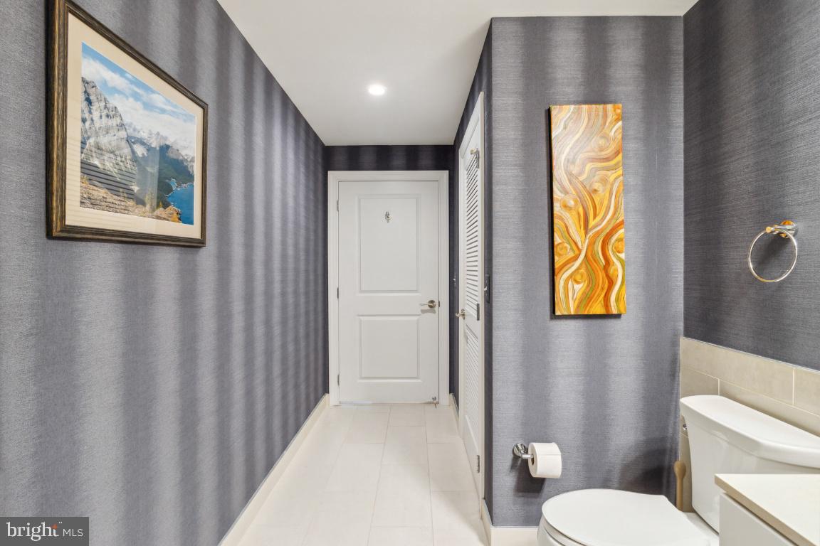 HAMPDEN ROW - Residential