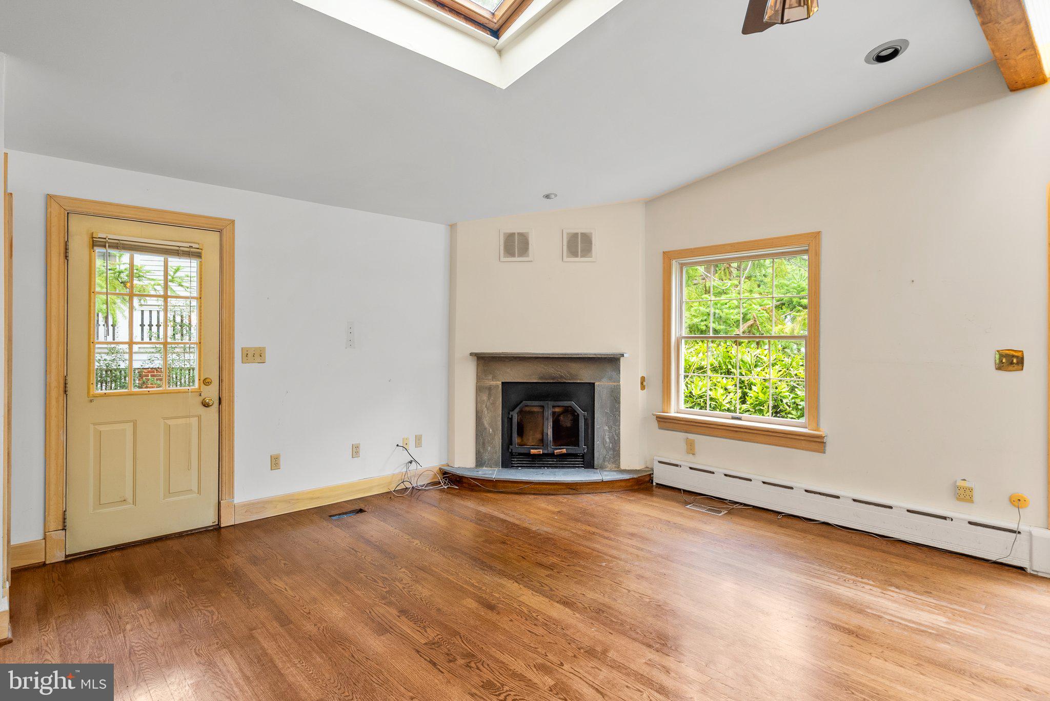 CROSSMAN ESTATE - Residential