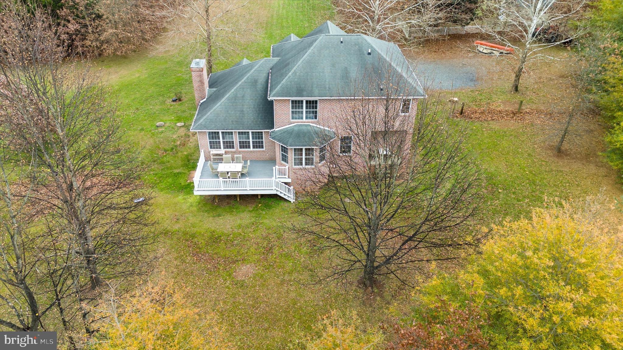 39 N FRIENDSHIP COURT