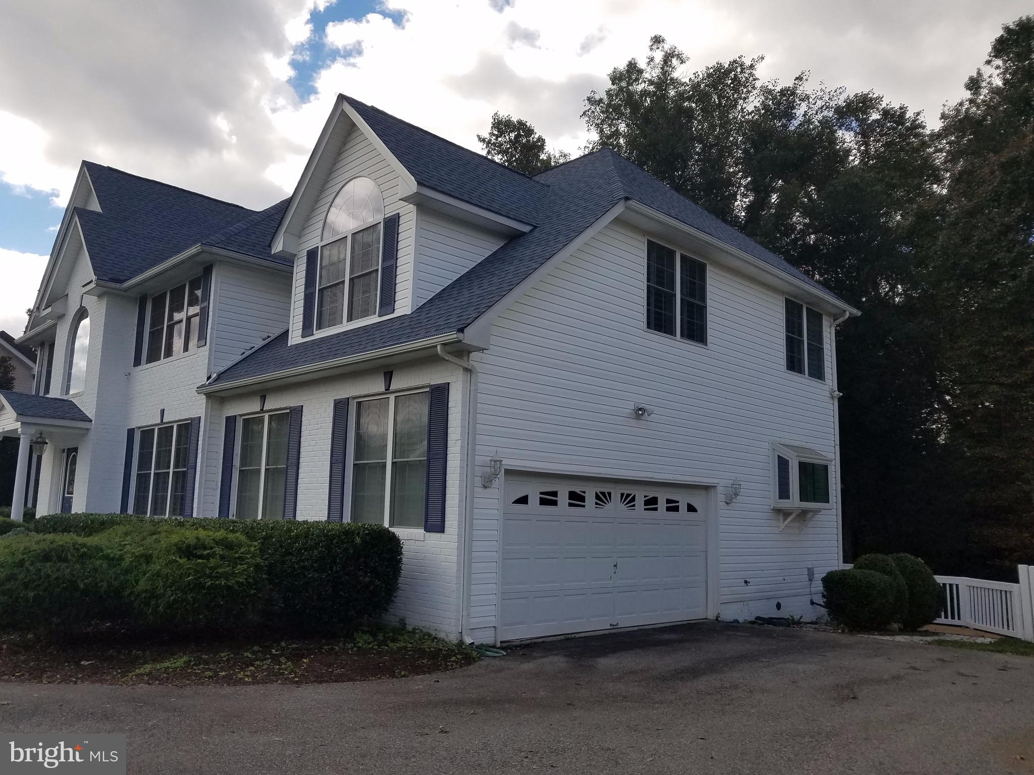 MONTROSE FARMS - Residential