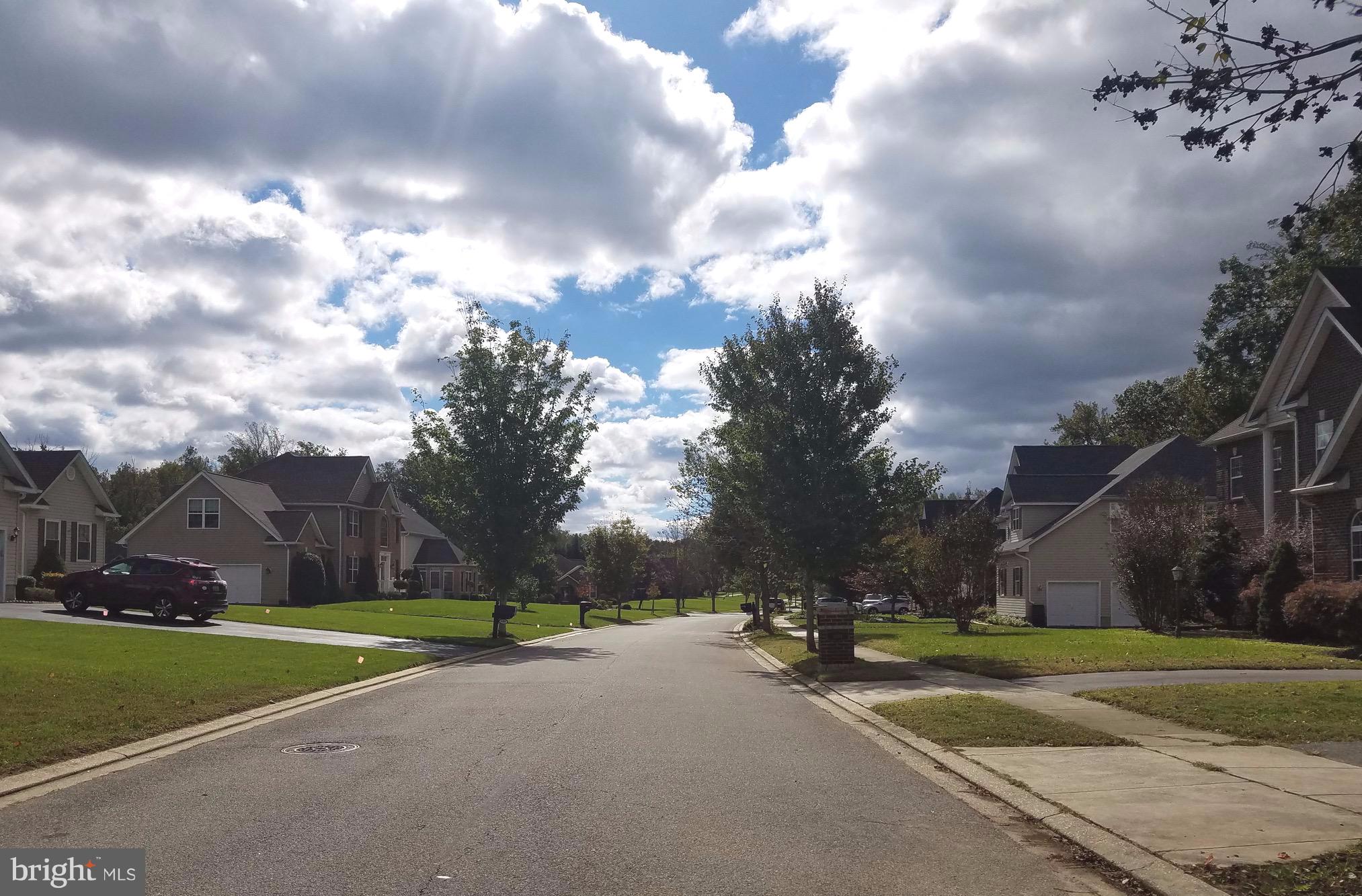 MONTROSE FARMS - Residential